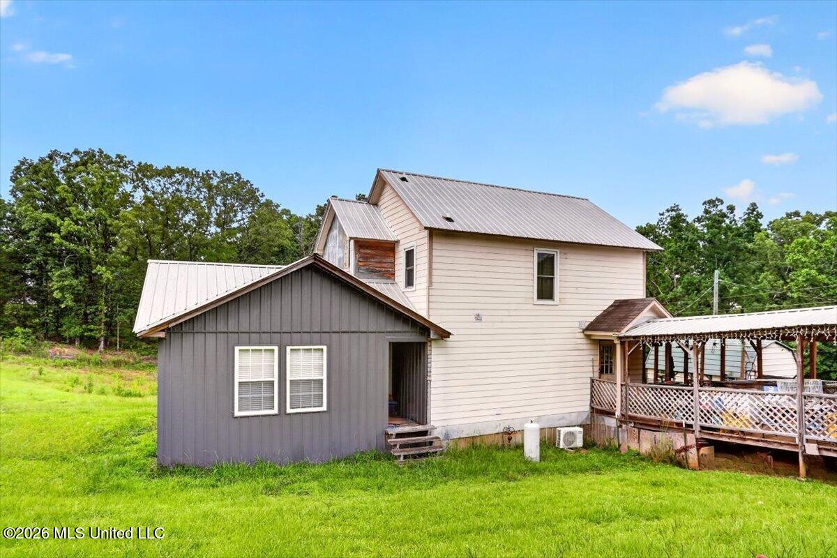 4668 Central Academy Road — photo