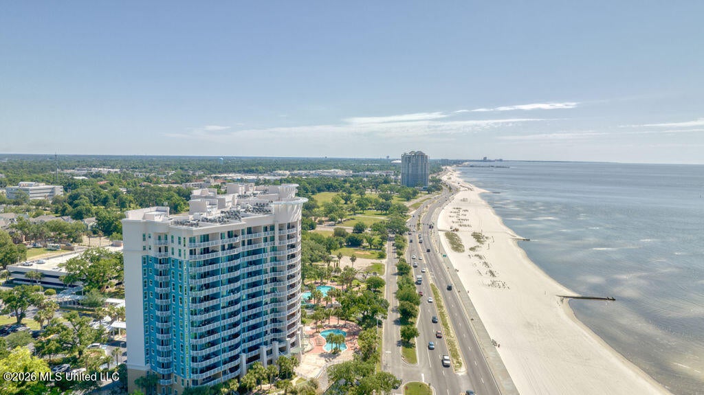 2228 Beach Drive — photo