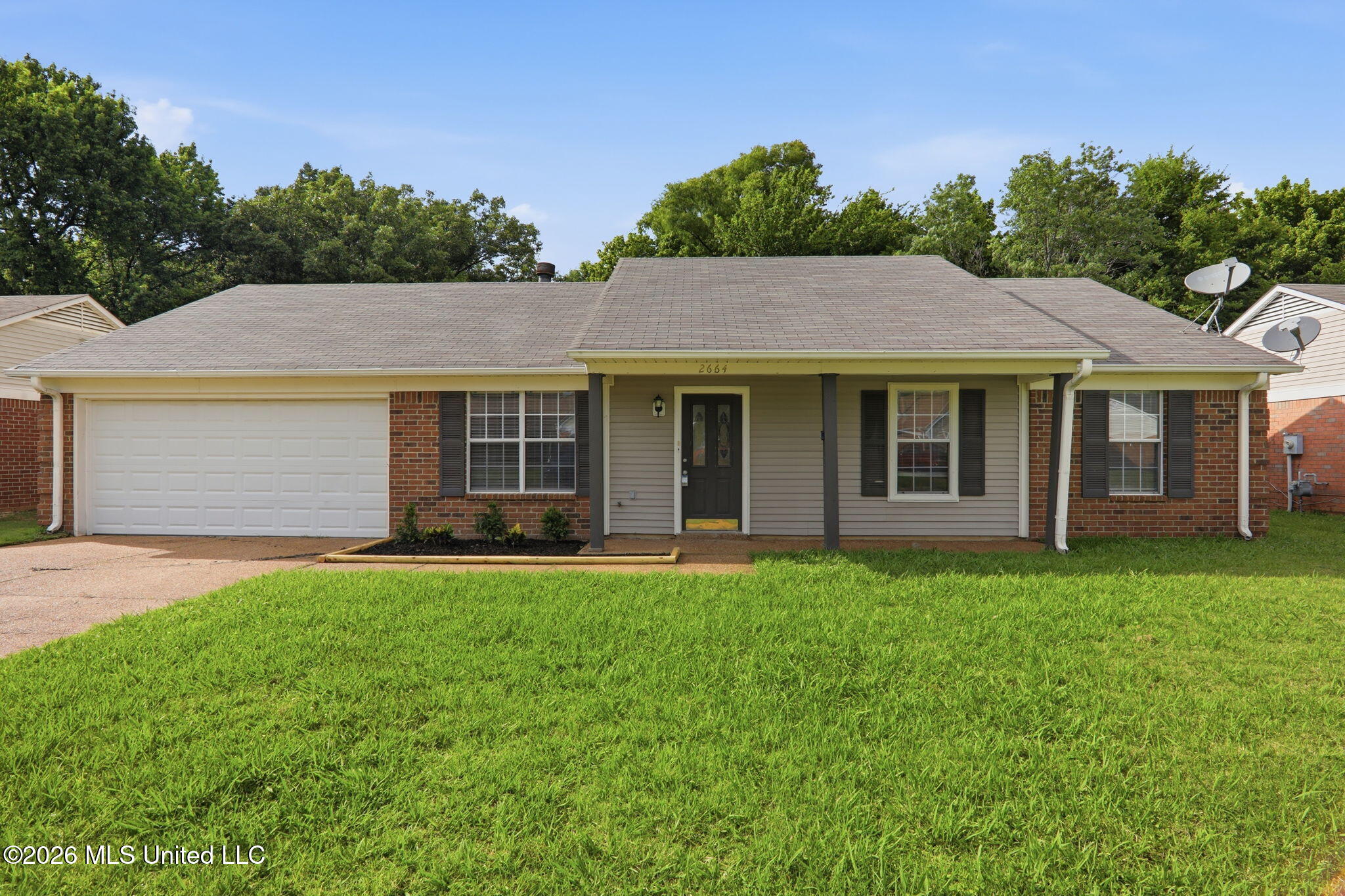 2664 Waverly Drive — photo