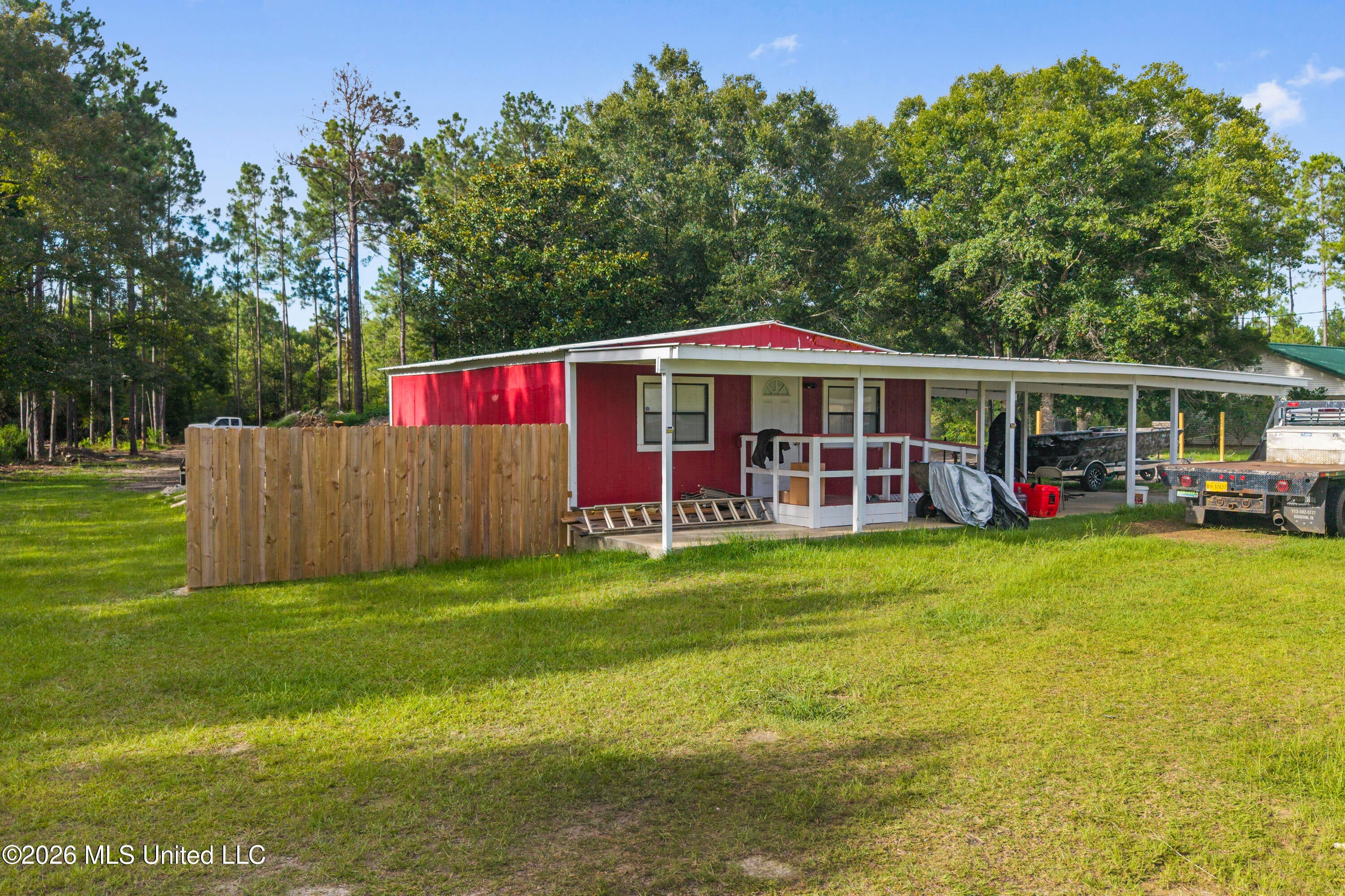 5610 C L Dees Drive — photo