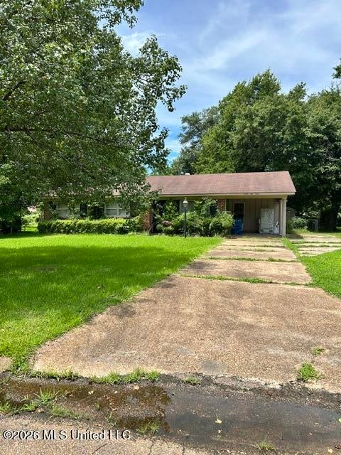 1559 Azalea Street — photo