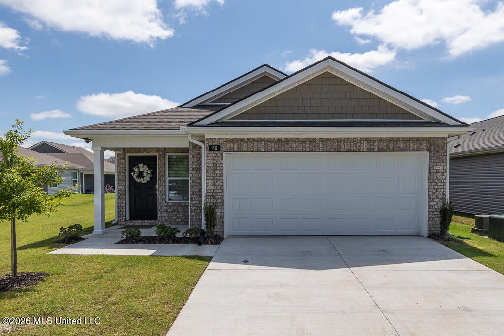 66 Sealy Drive — photo