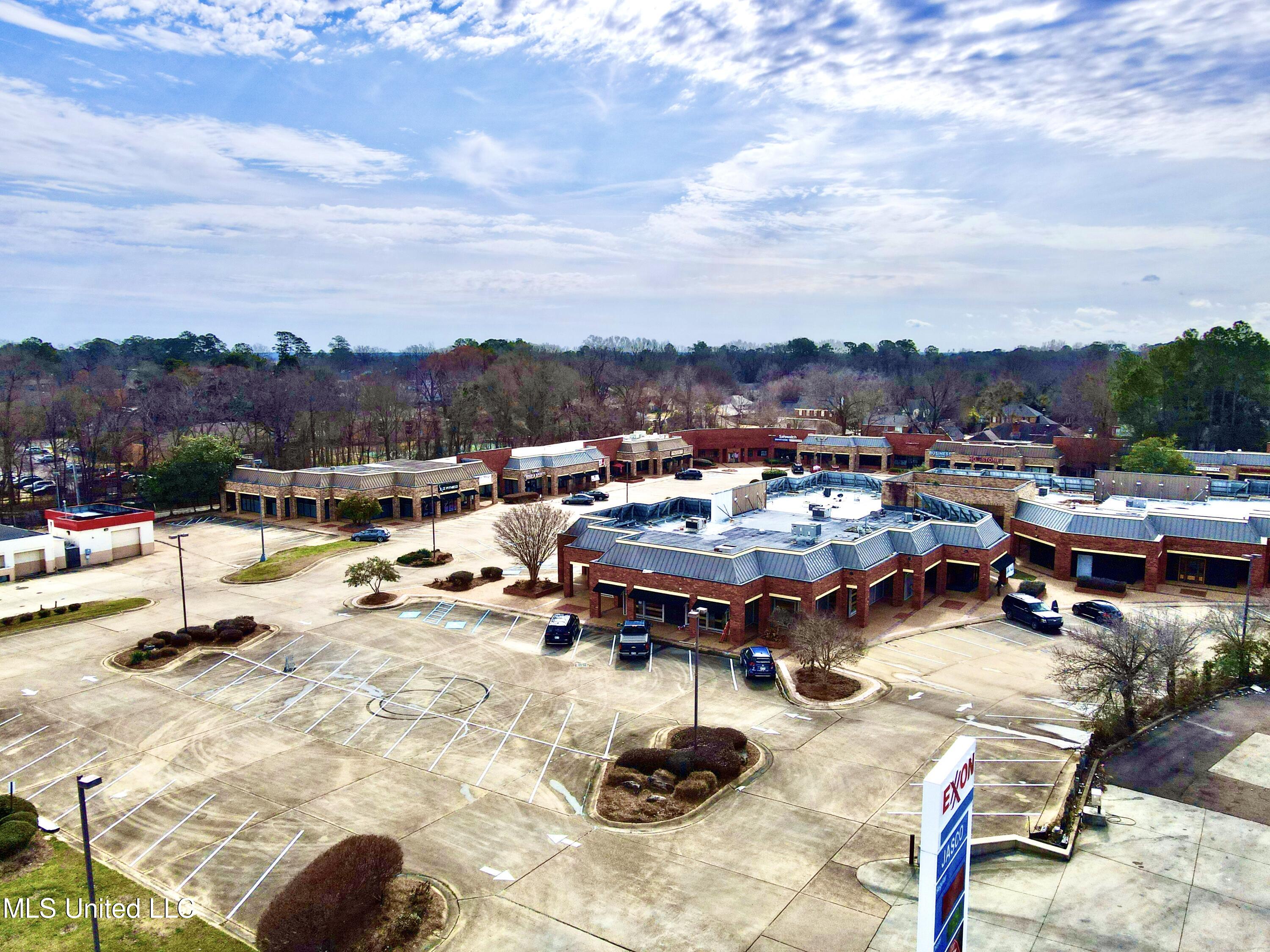 1625 E County Line Road #330 — photo