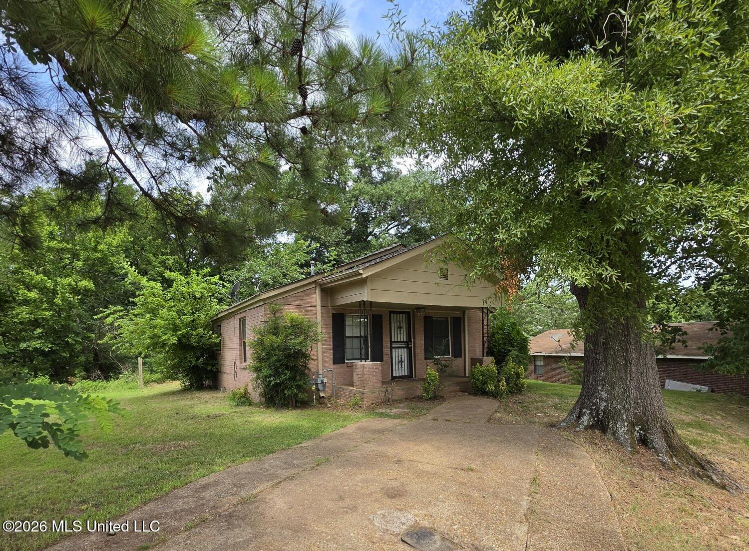 468 Park Street, Hernando, MS 38632 — photo 2