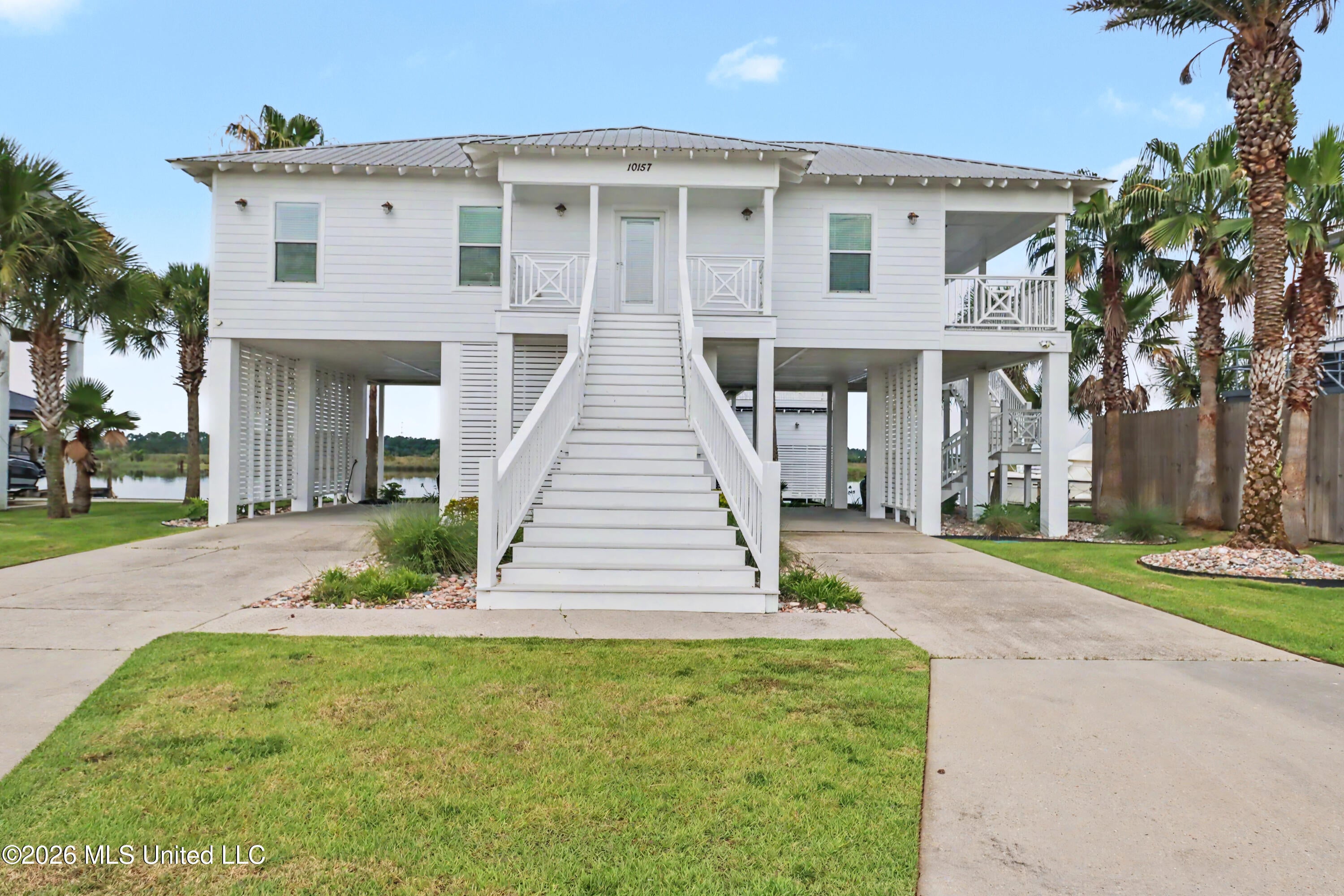 10157 S River Drive — photo