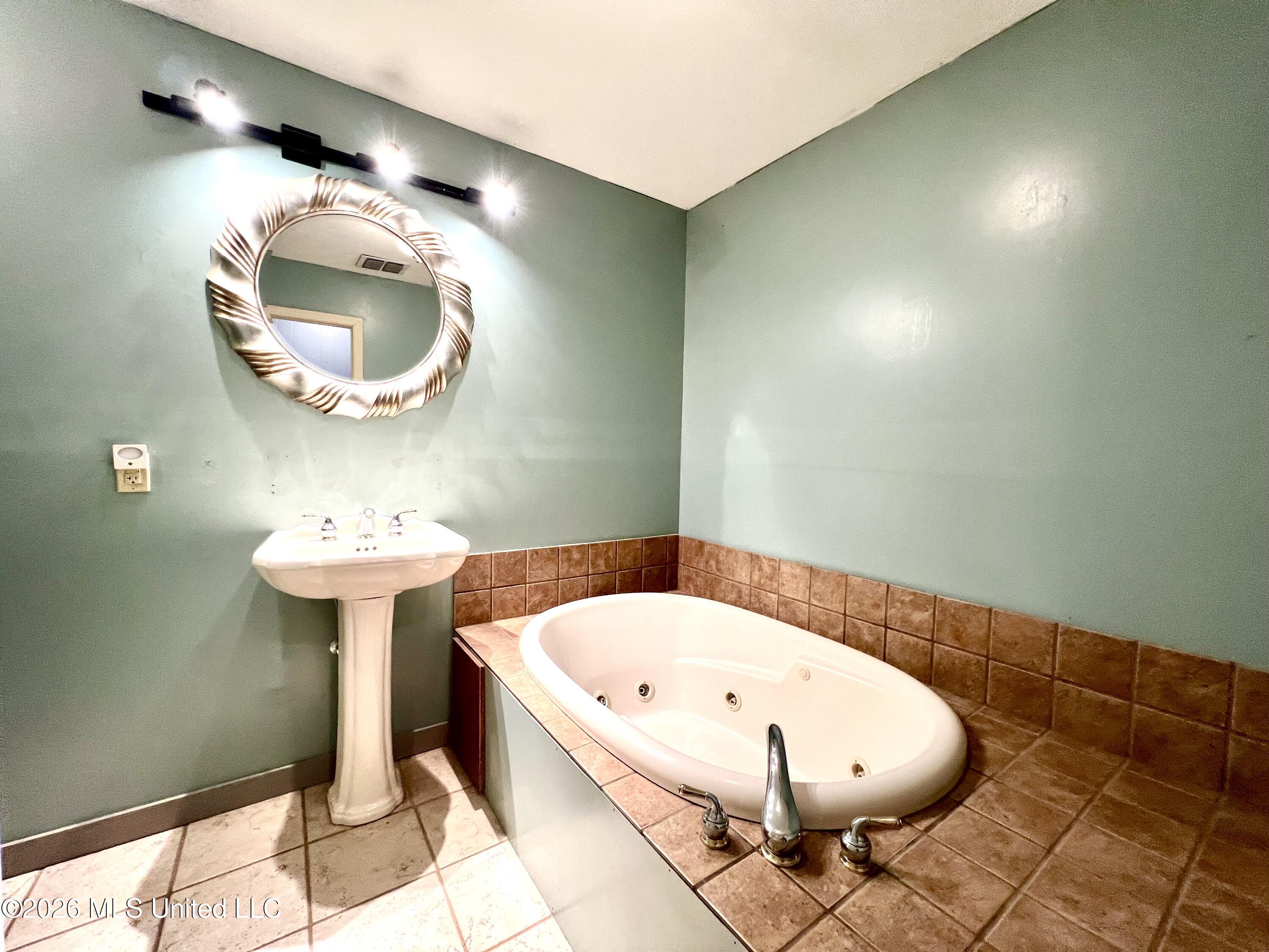399 Freeman Rd Sw, Summit, MS 39666 — photo 3