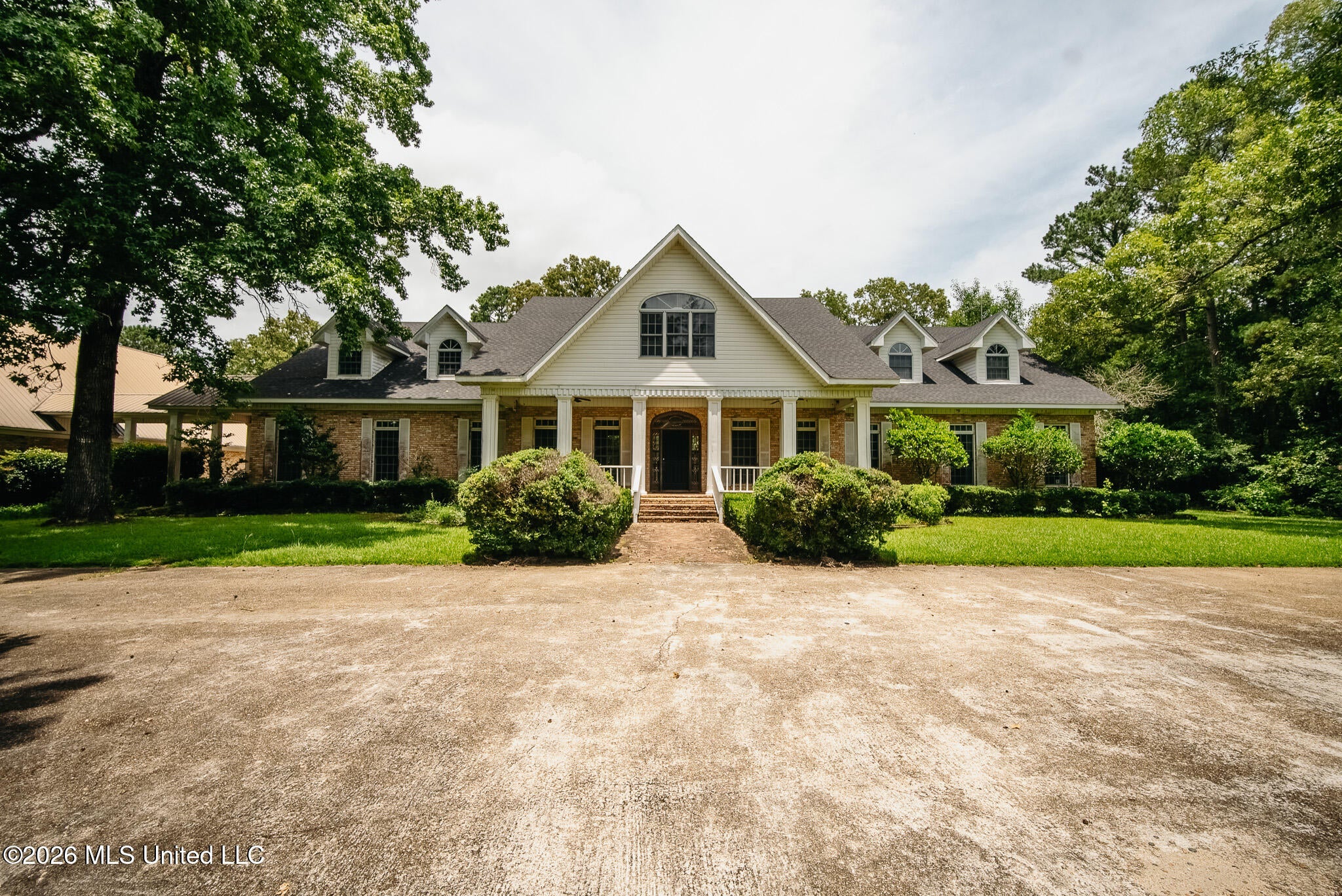 2139 Warren Hood Road — photo