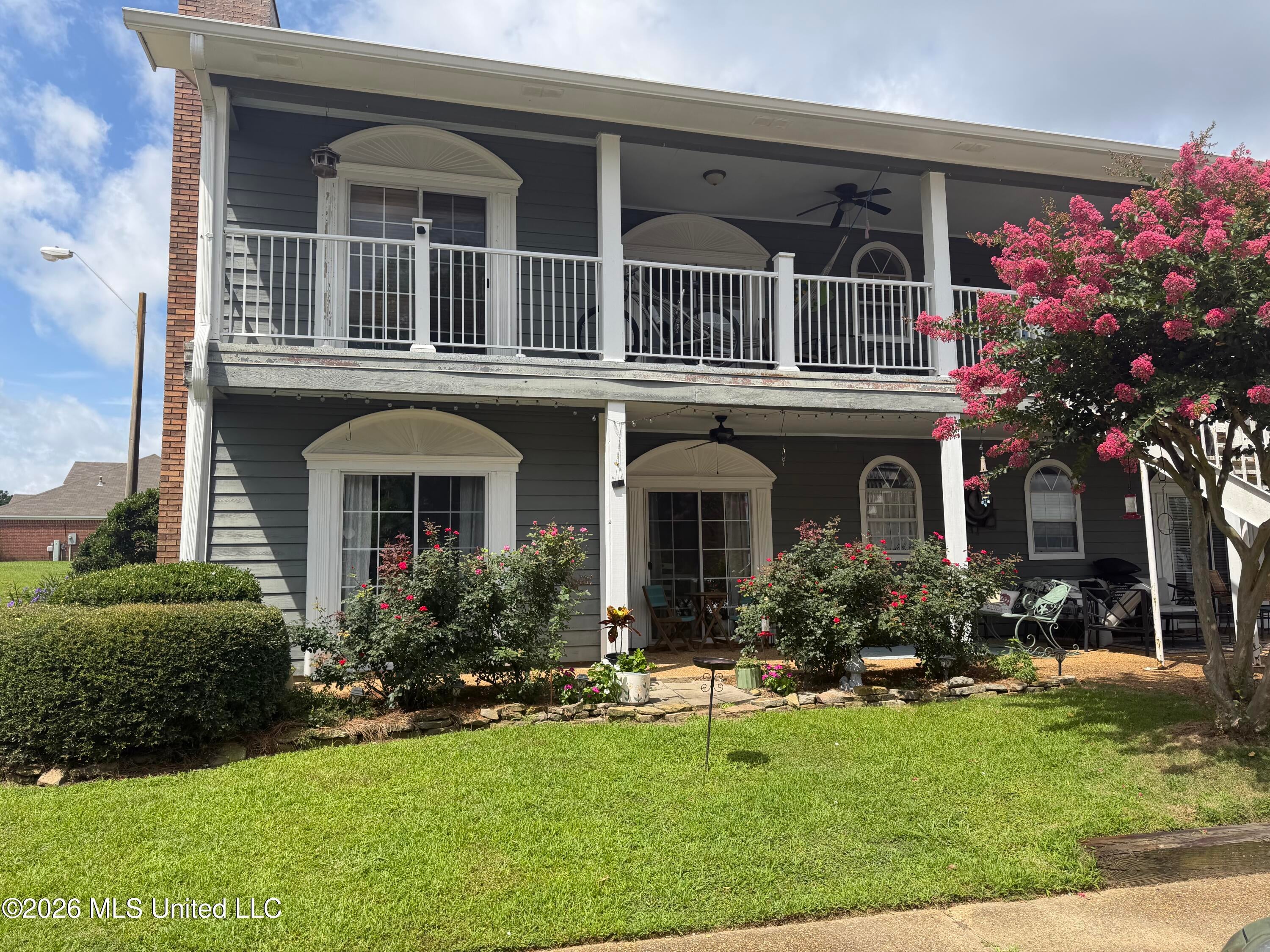 43 Lake Barnett Drive — photo
