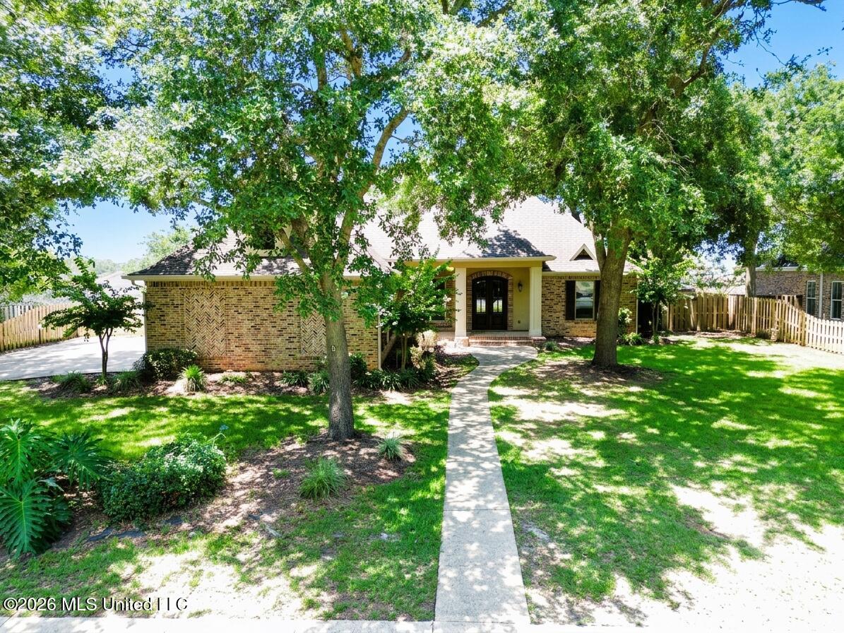 3024 Oakleigh Circle — photo