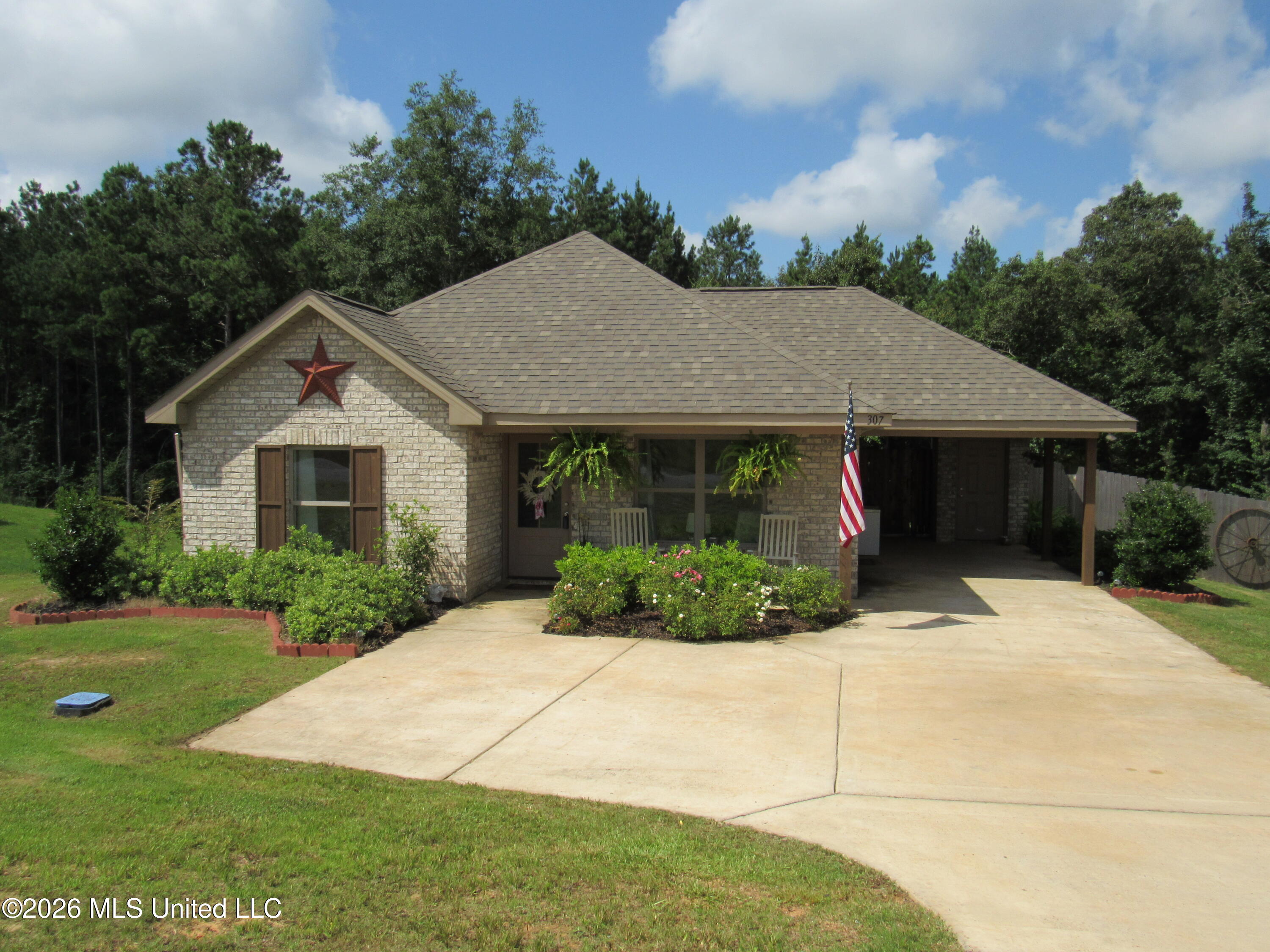 307 Anse Reed Road — photo