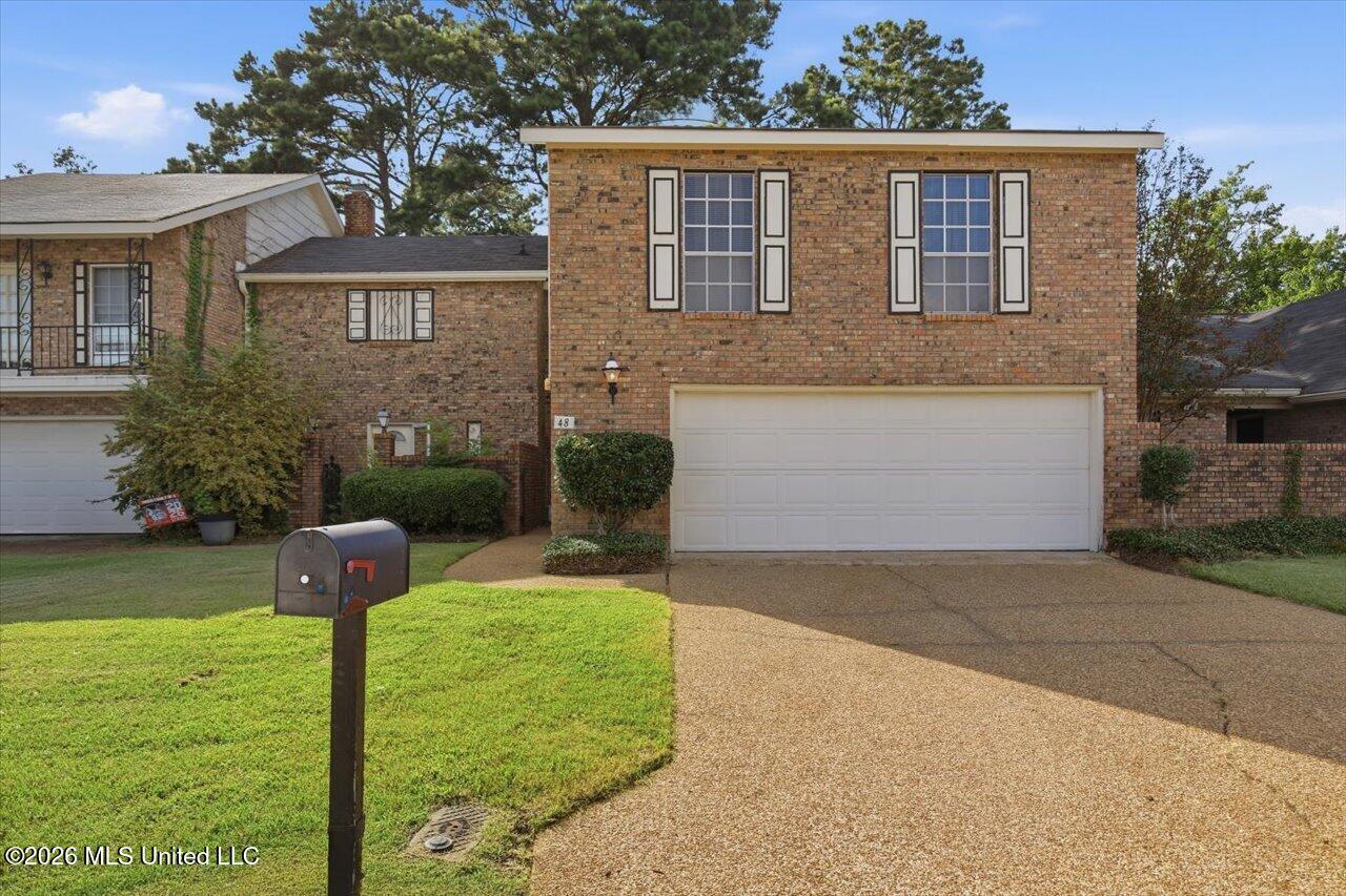 48 Roundtree Circle — photo