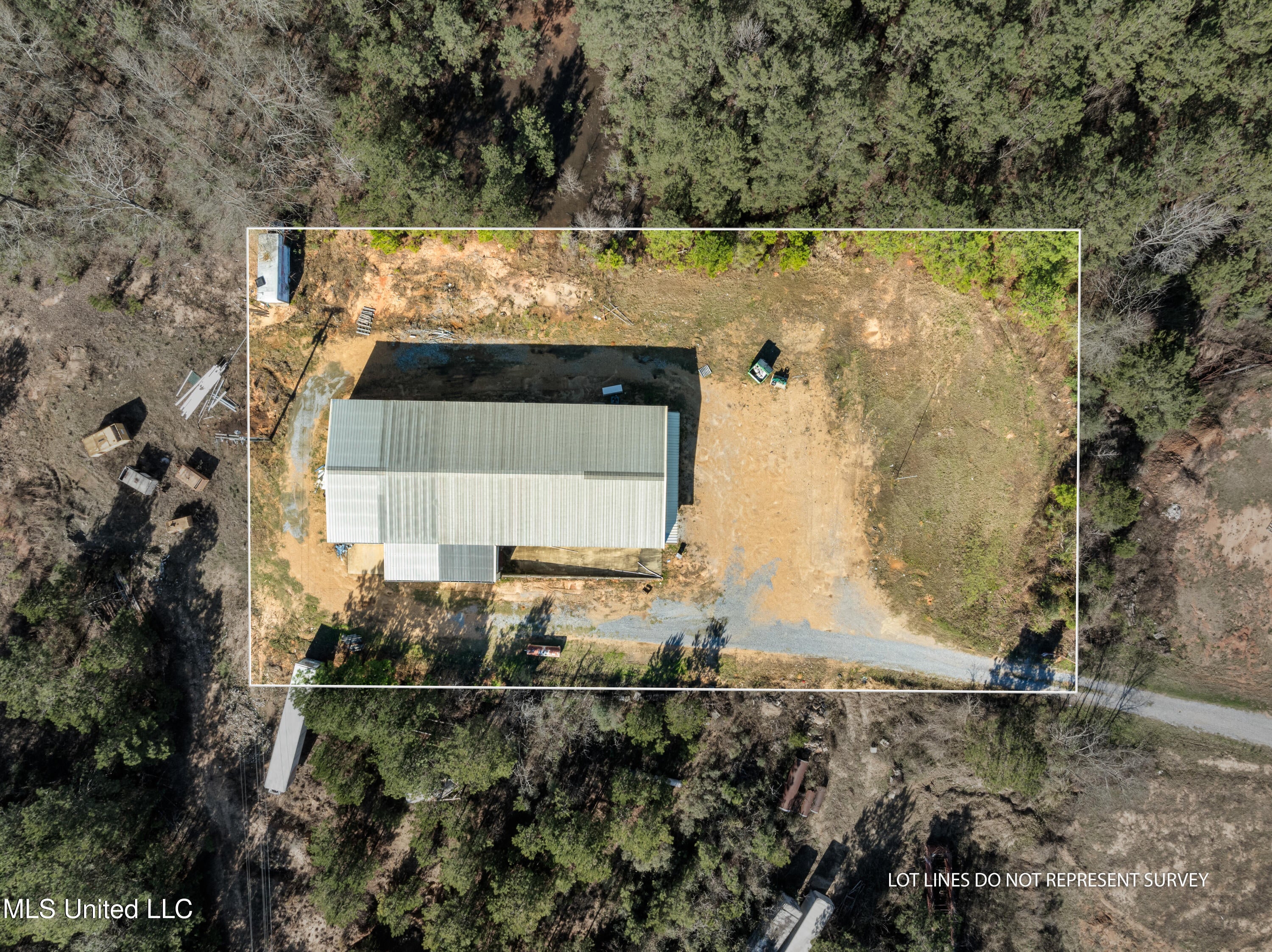 4105 Hwy 11 — photo