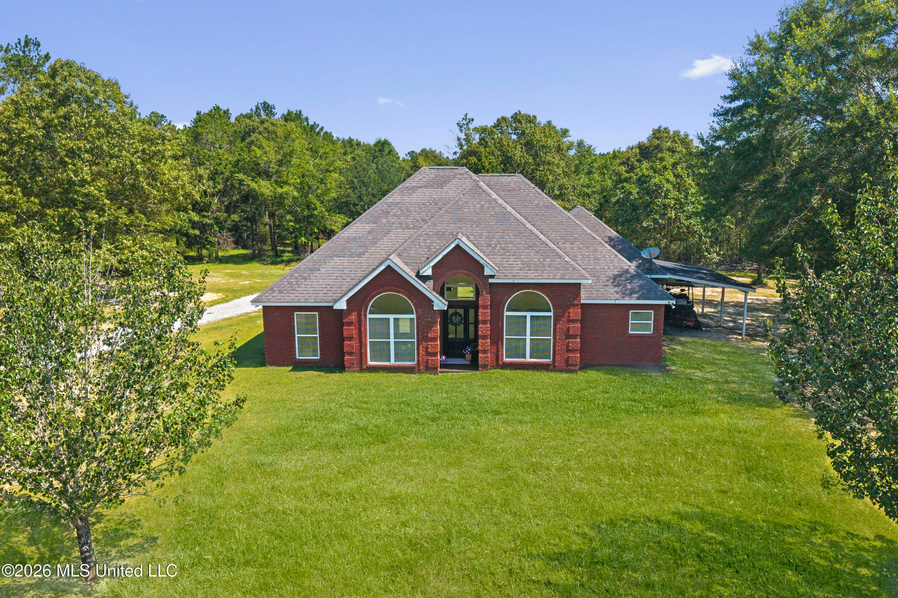 22720 Old River Road — photo