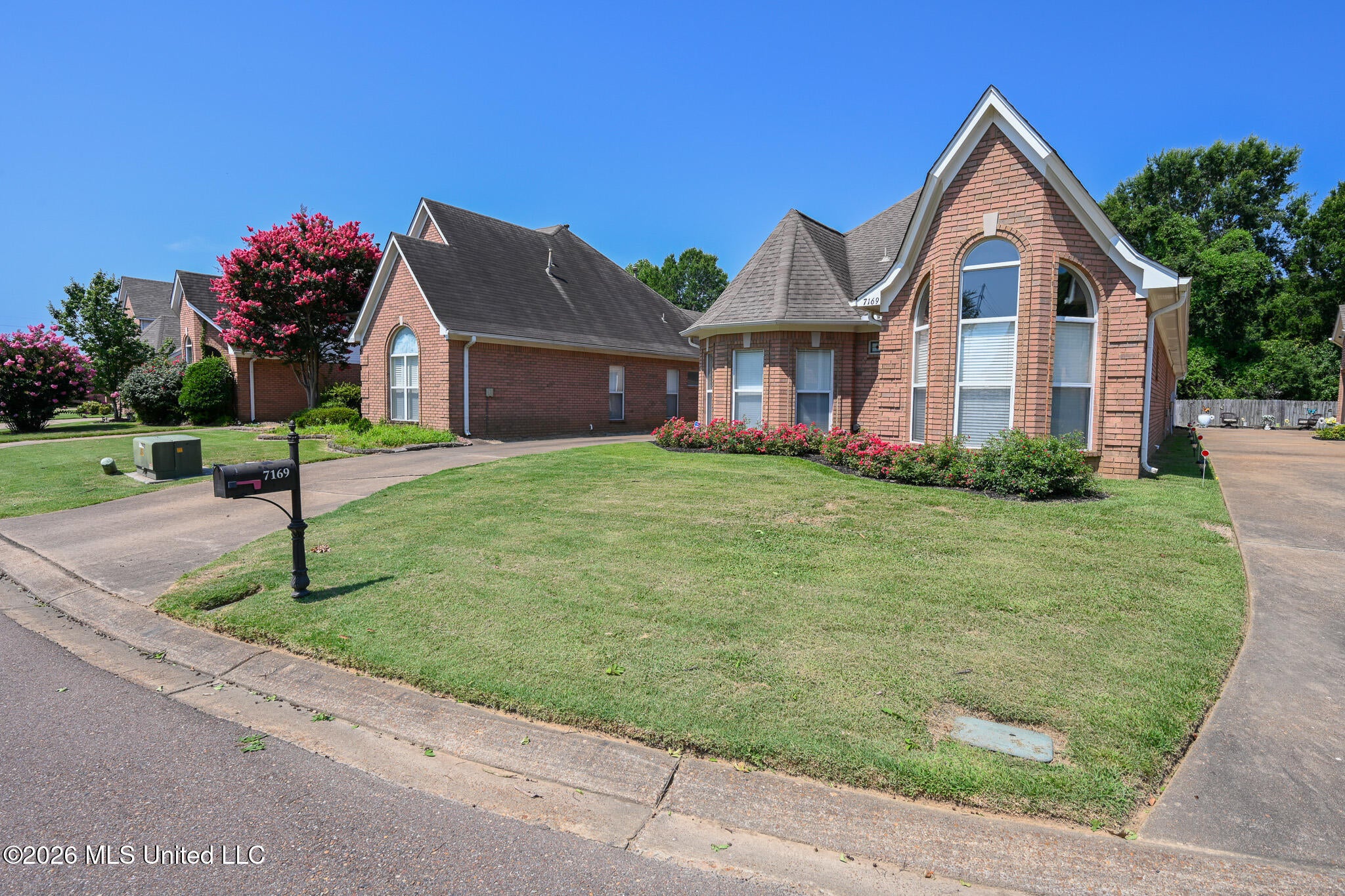 7169 N Swinnea Ridge — photo