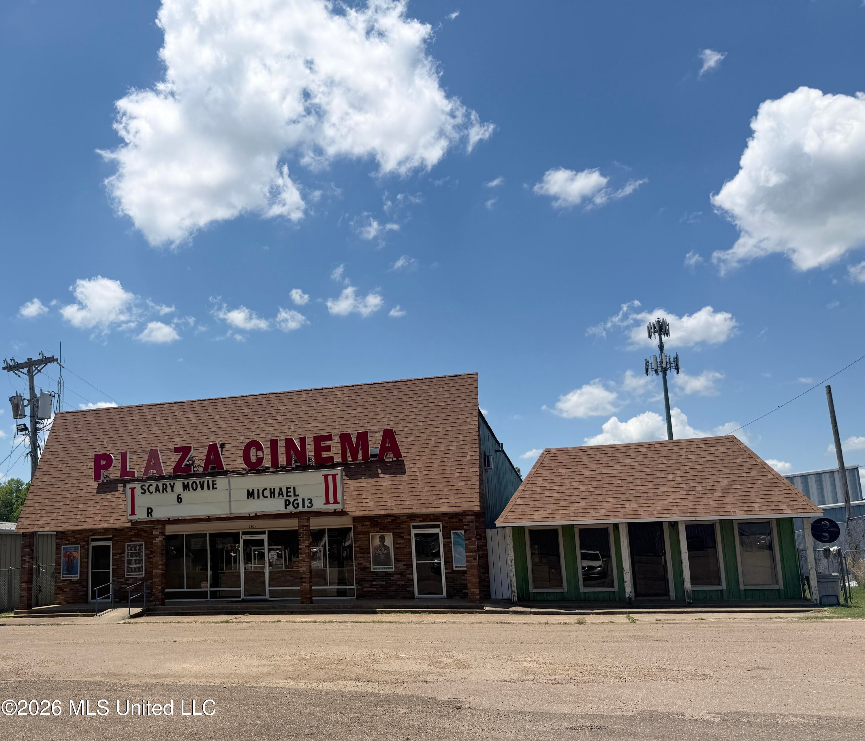 1405 Plaza Drive — photo