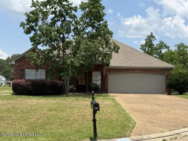 401 Ivy Court — photo