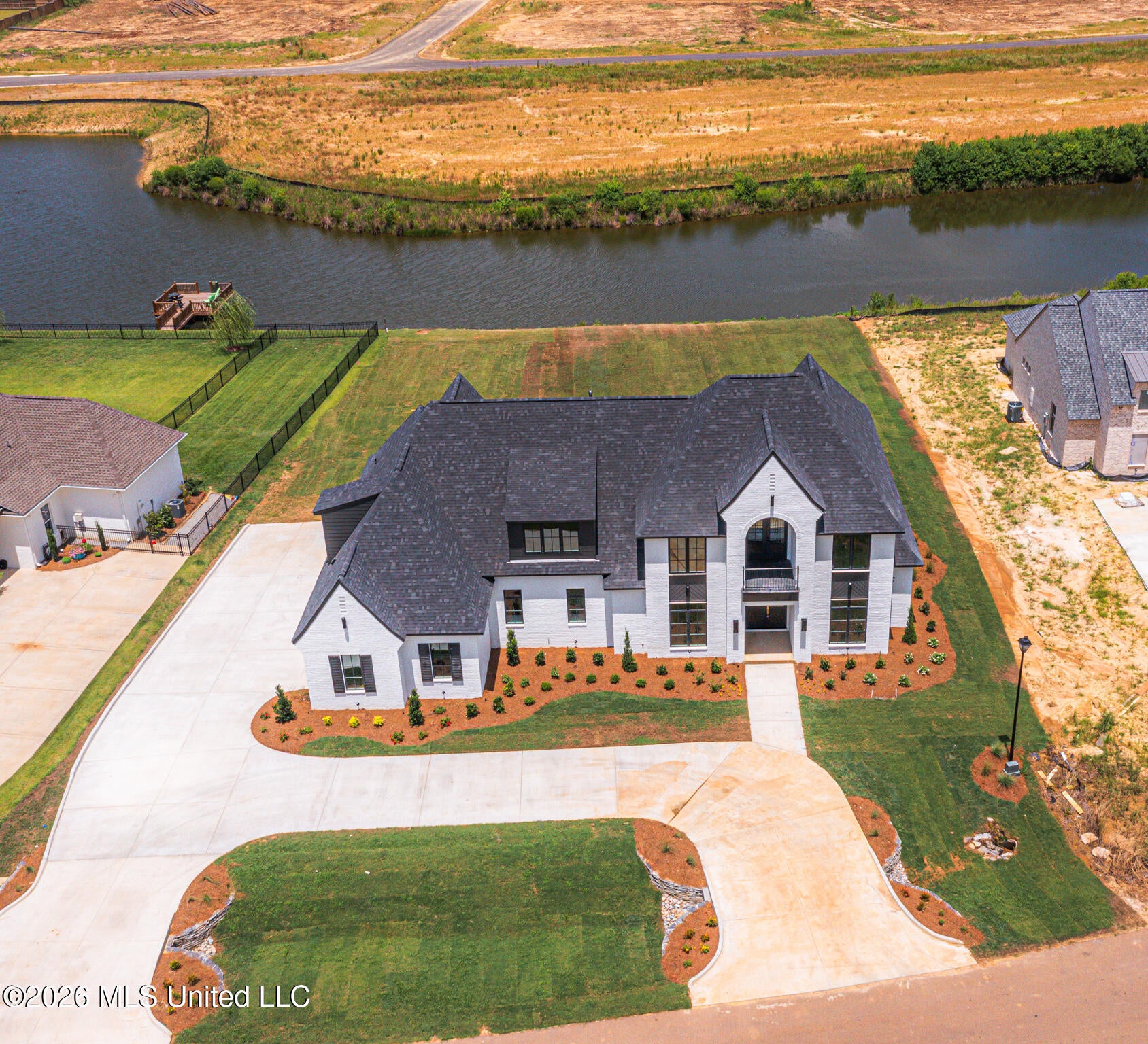 174 Westlake Circle — photo