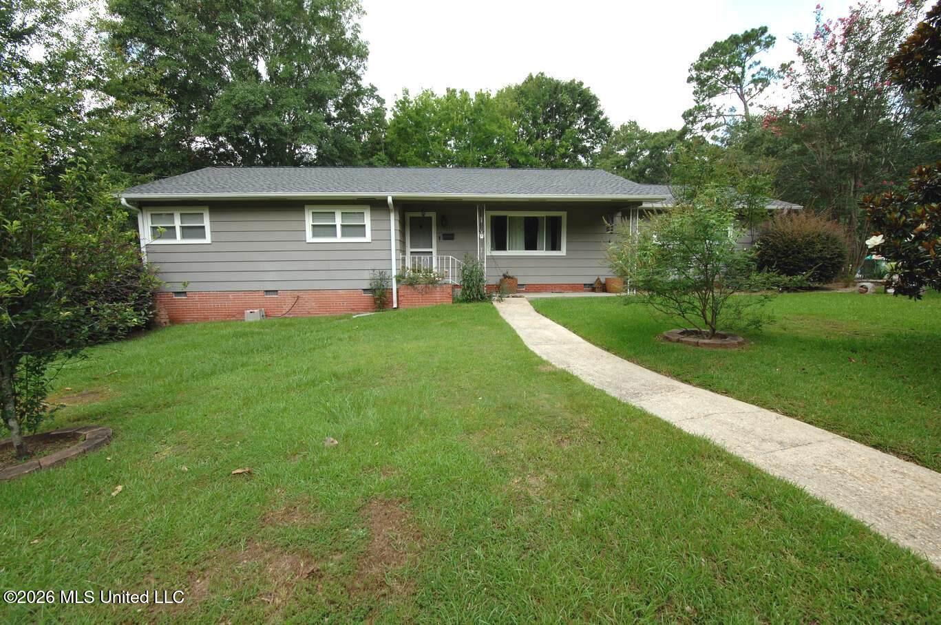 1211 Carter Drive — photo
