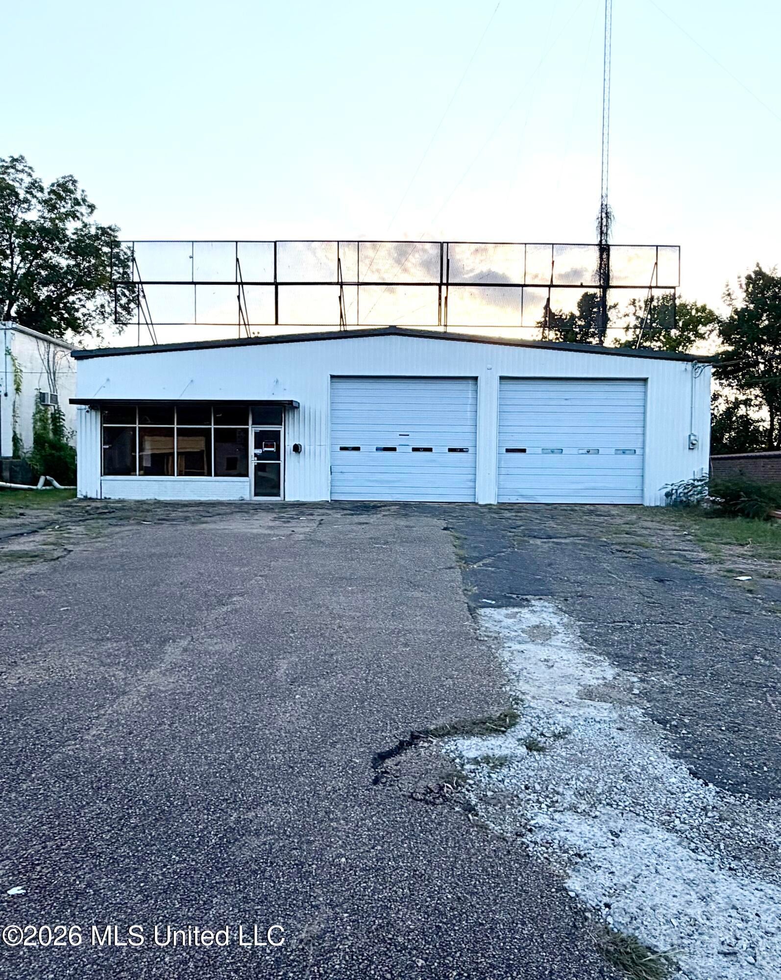 1904 Washington Street — photo
