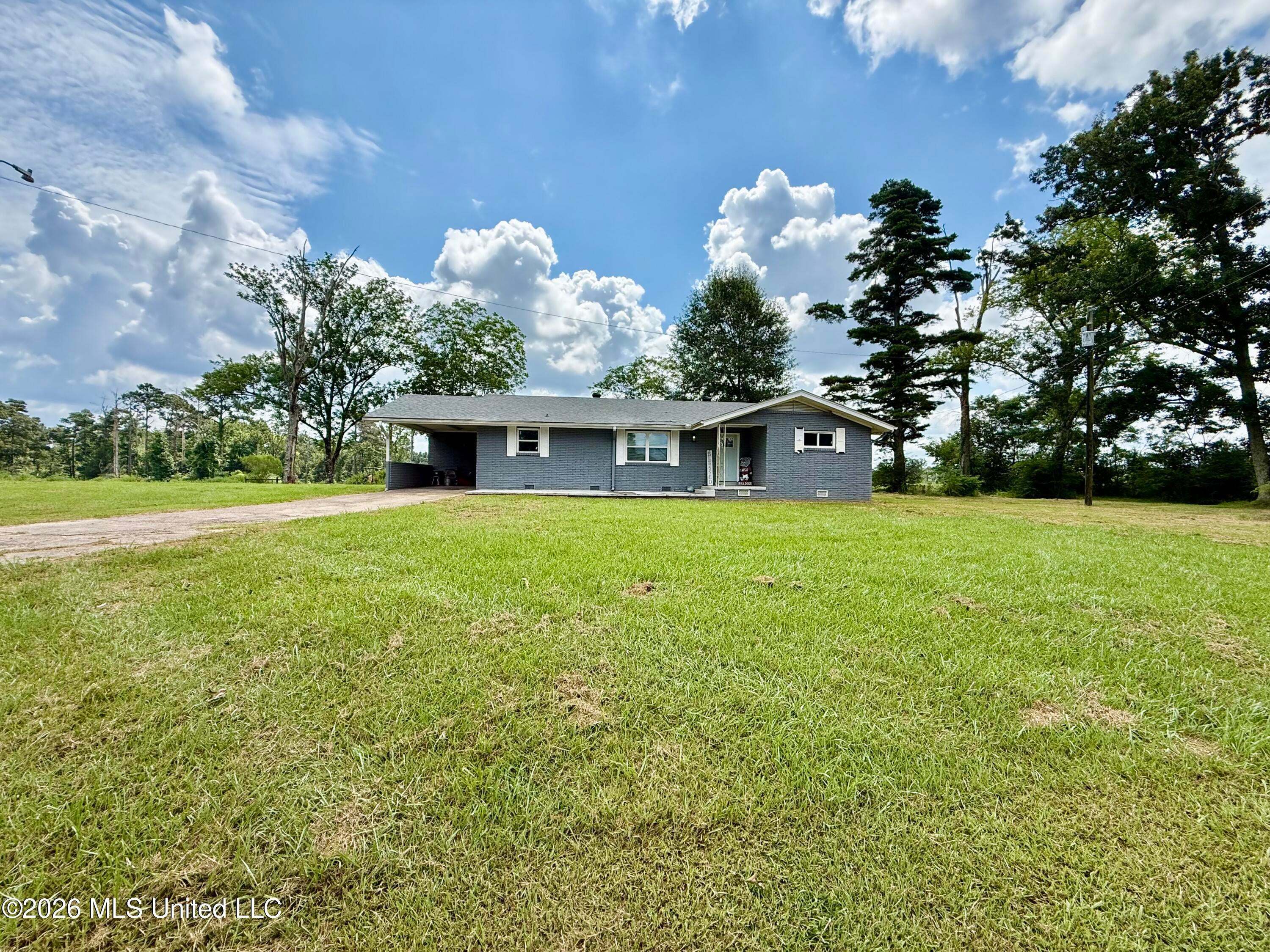 18592 Mississippi 35 — photo