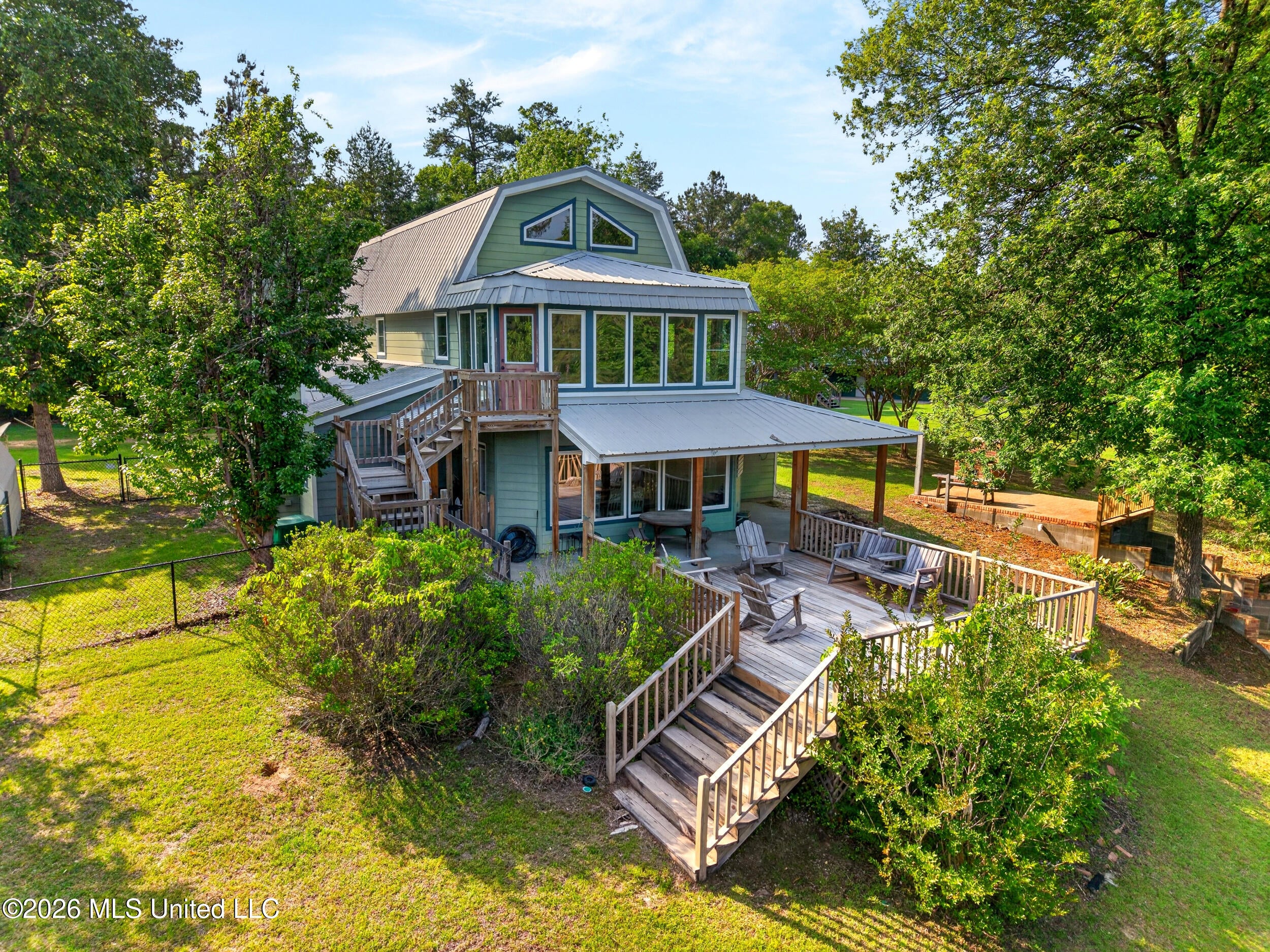 203 John Henry Lake Road — photo