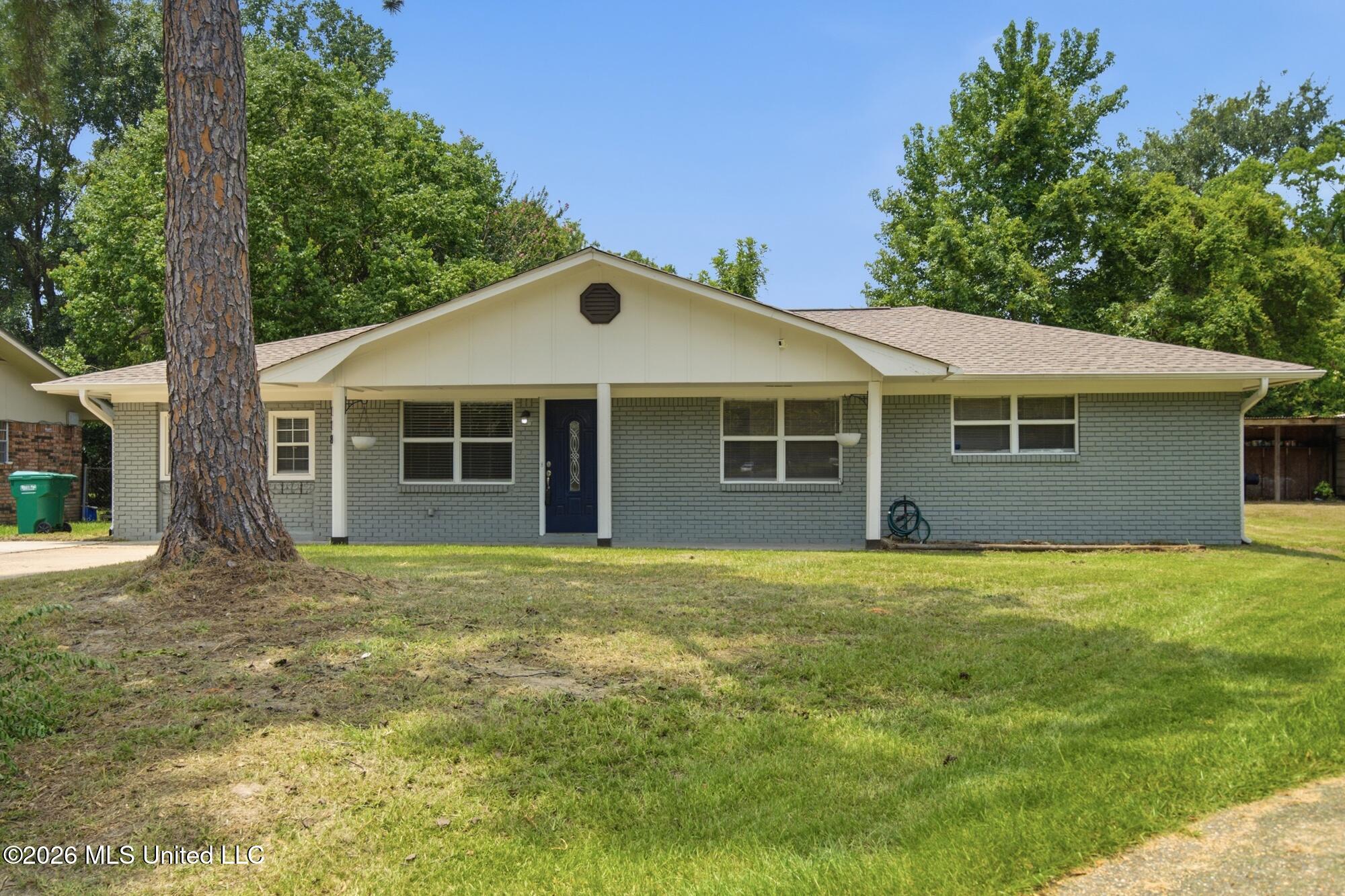 118 Ben Drive — photo