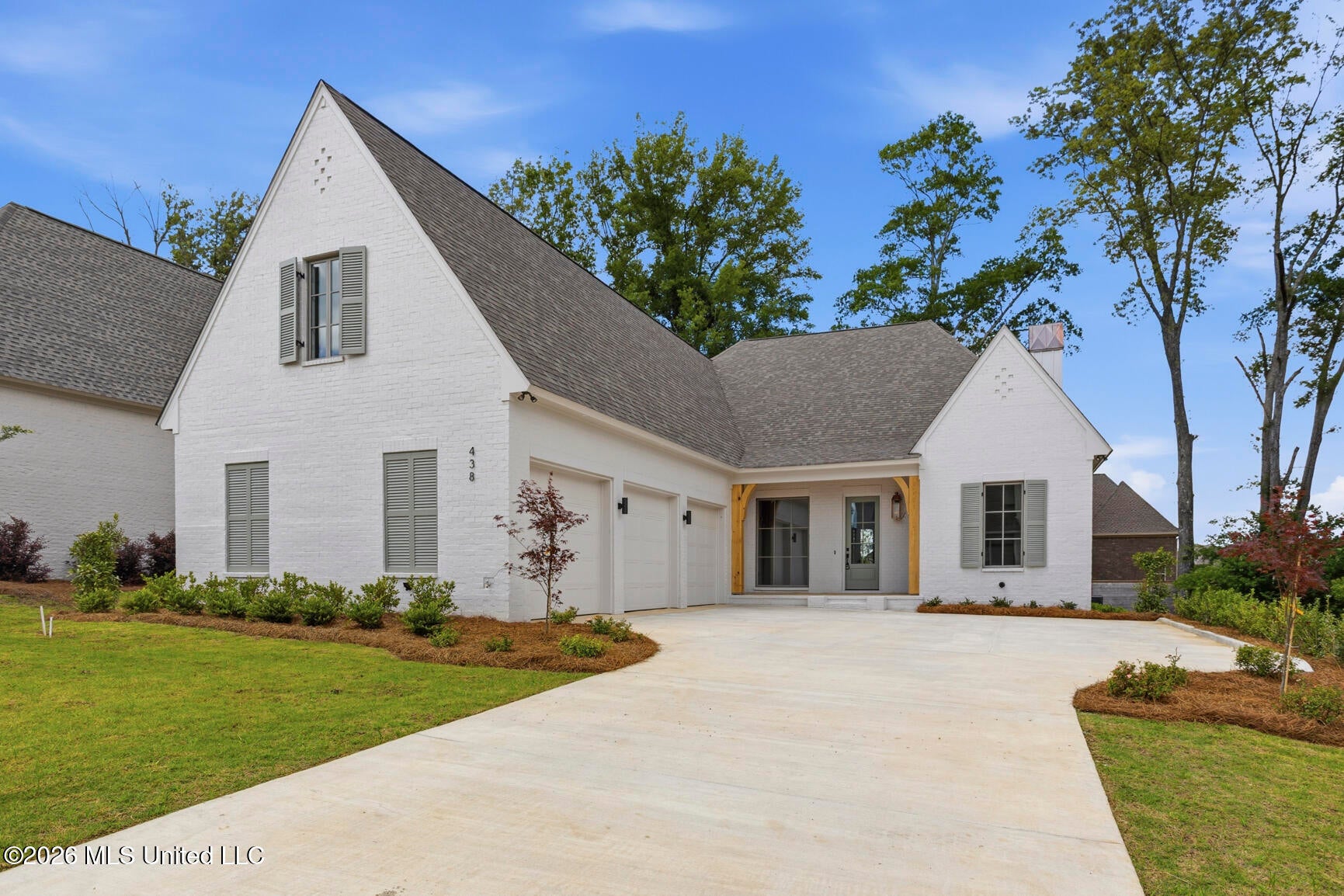 438 Whittington Circle — photo