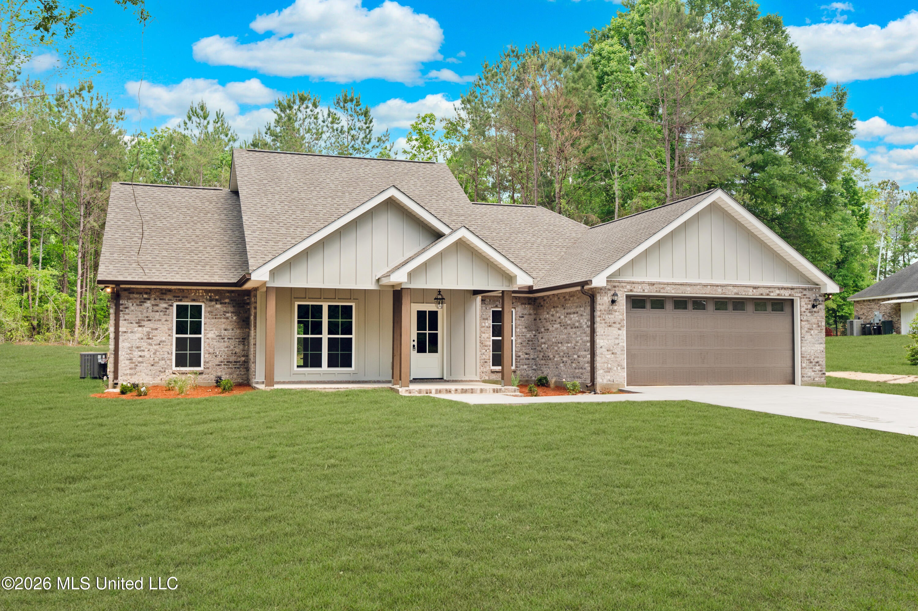 108 Hickory Ridge Drive — photo