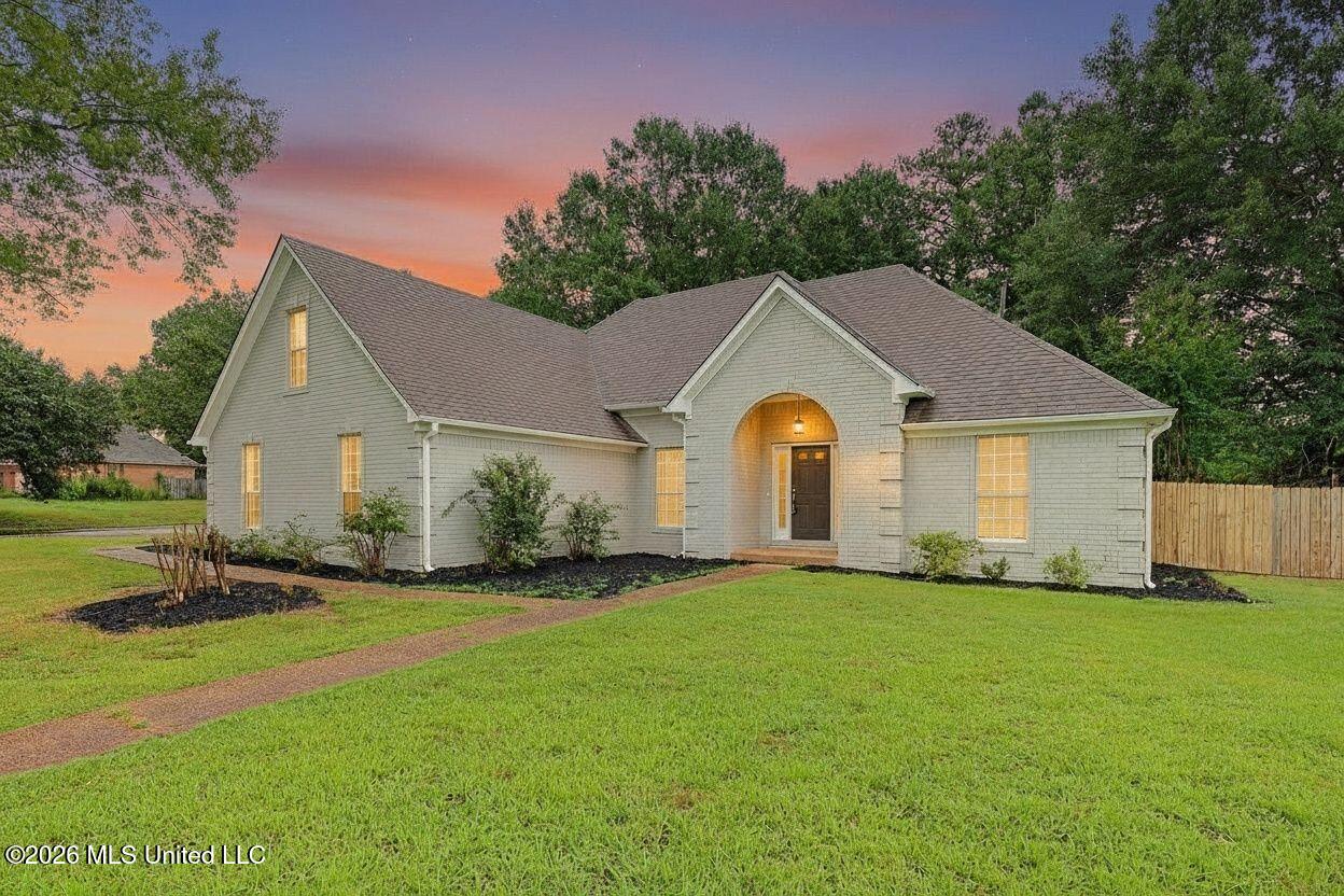 2215 Greencliff Drive — photo