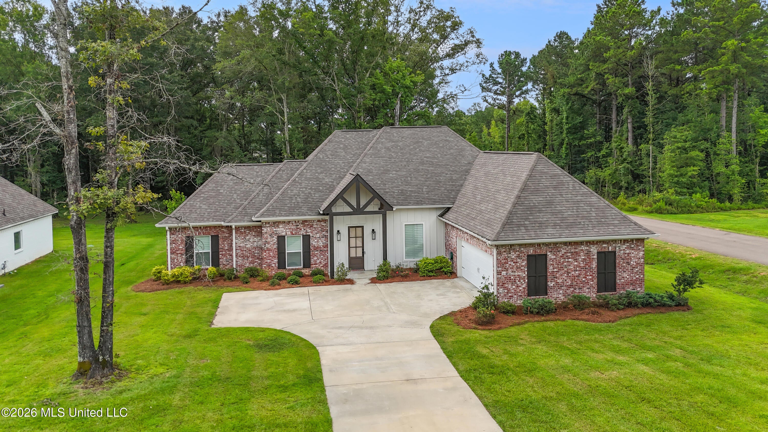 1175 Sanctuary Drive — photo