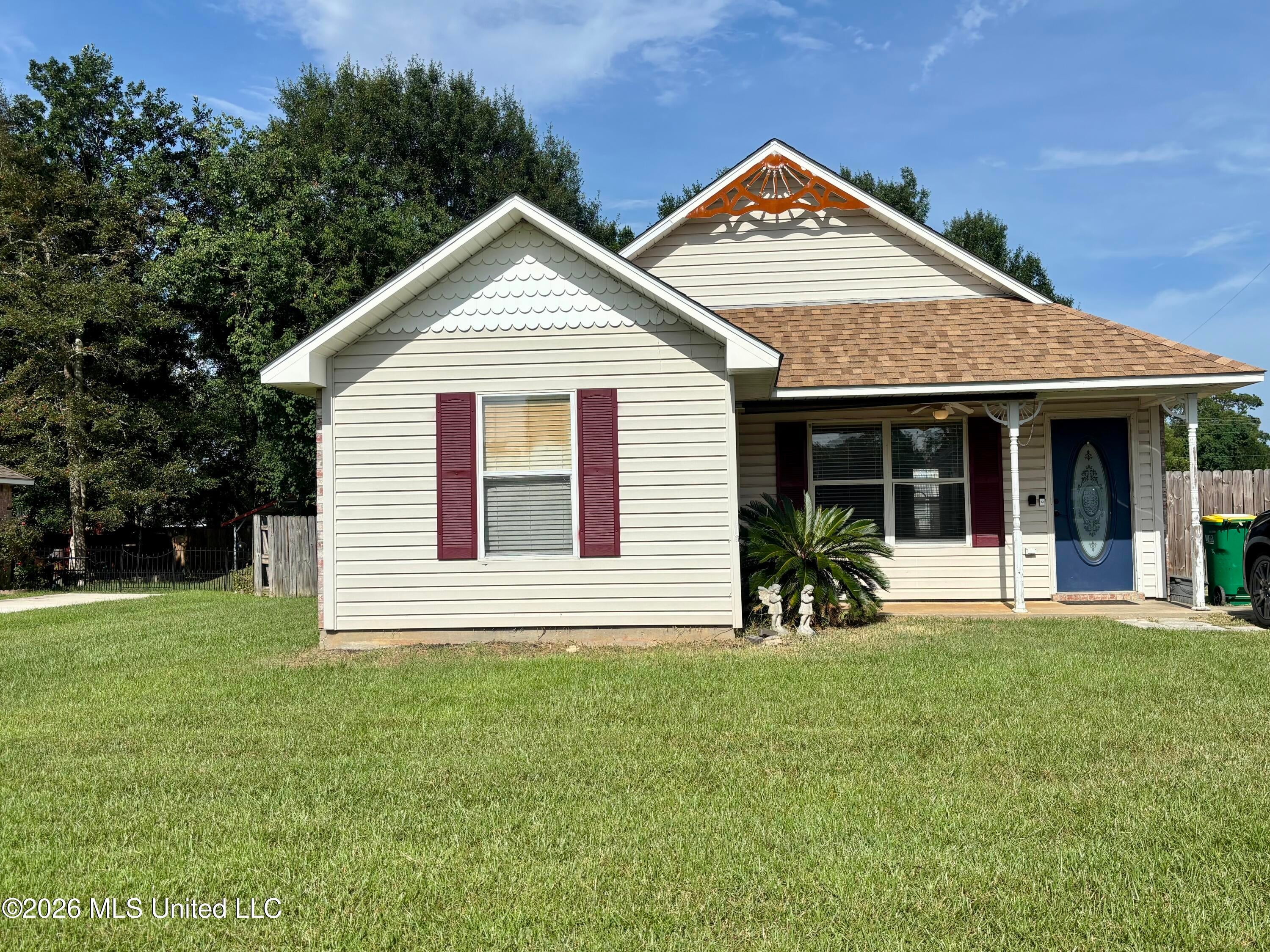 7517 Oak Cove Drive — photo