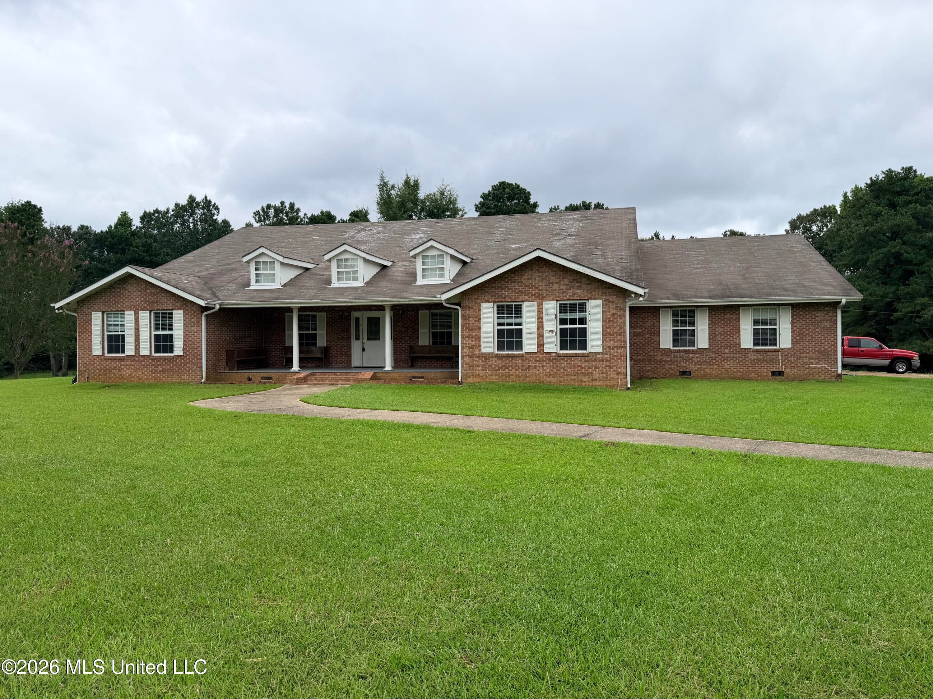 1117 NW Montgomery Lane — photo