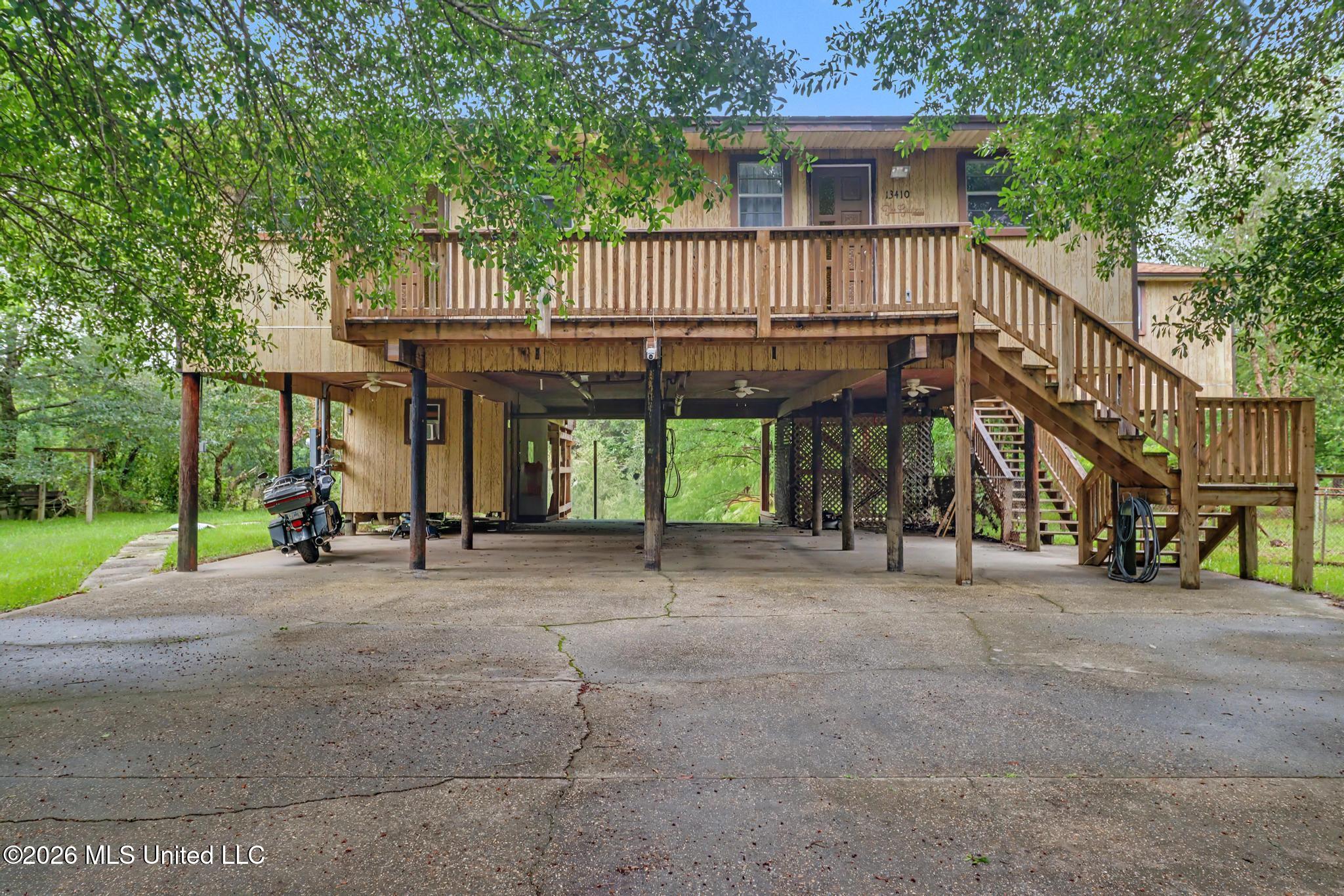 13410 River Road — photo