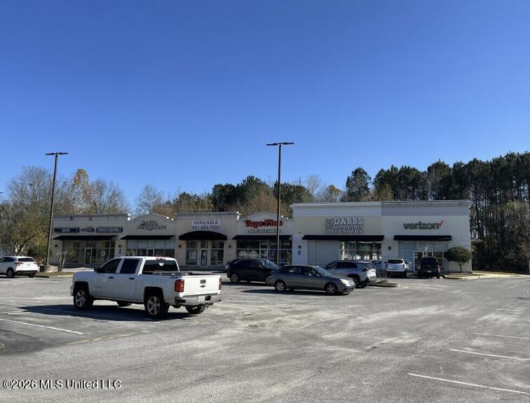 1217 S Frontage Road — photo