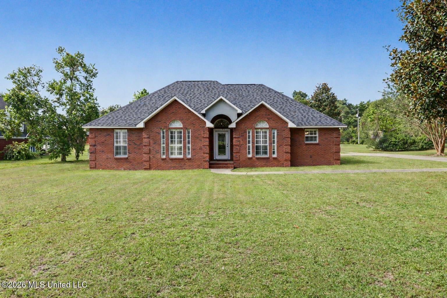 5105 Remington Road — photo