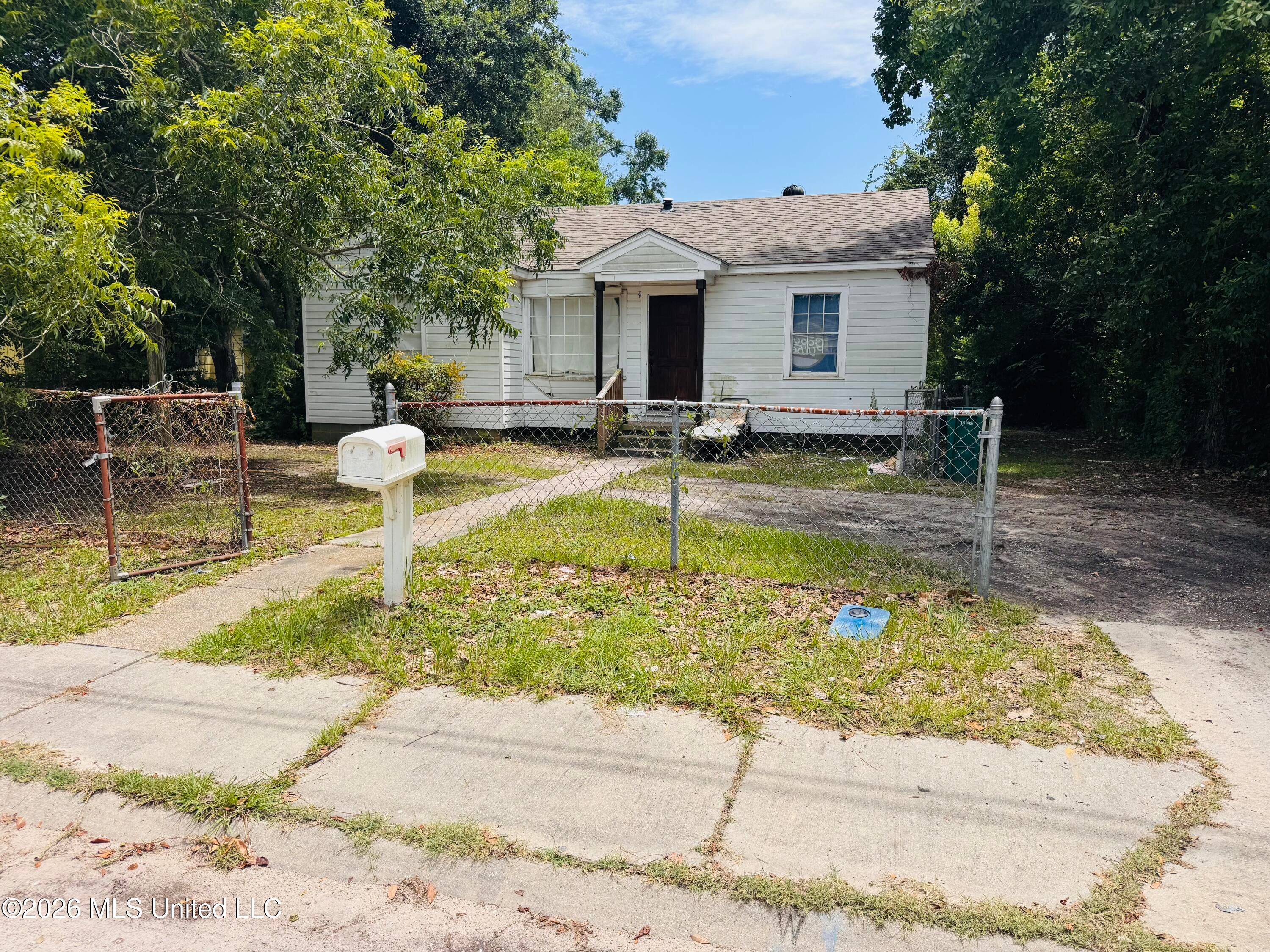 1681 Vine Street — photo