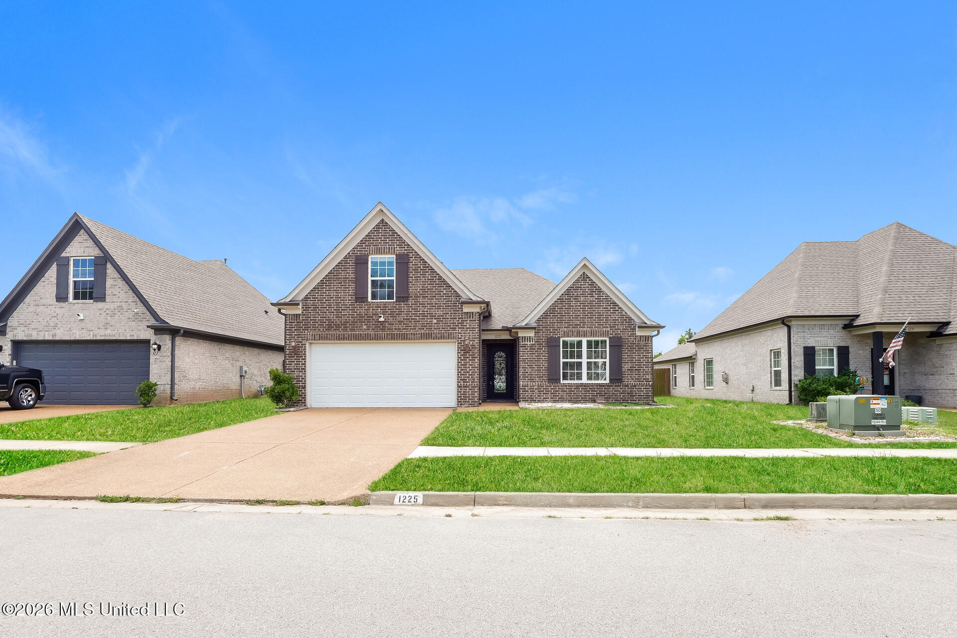 1225 Mcmillan Road — photo