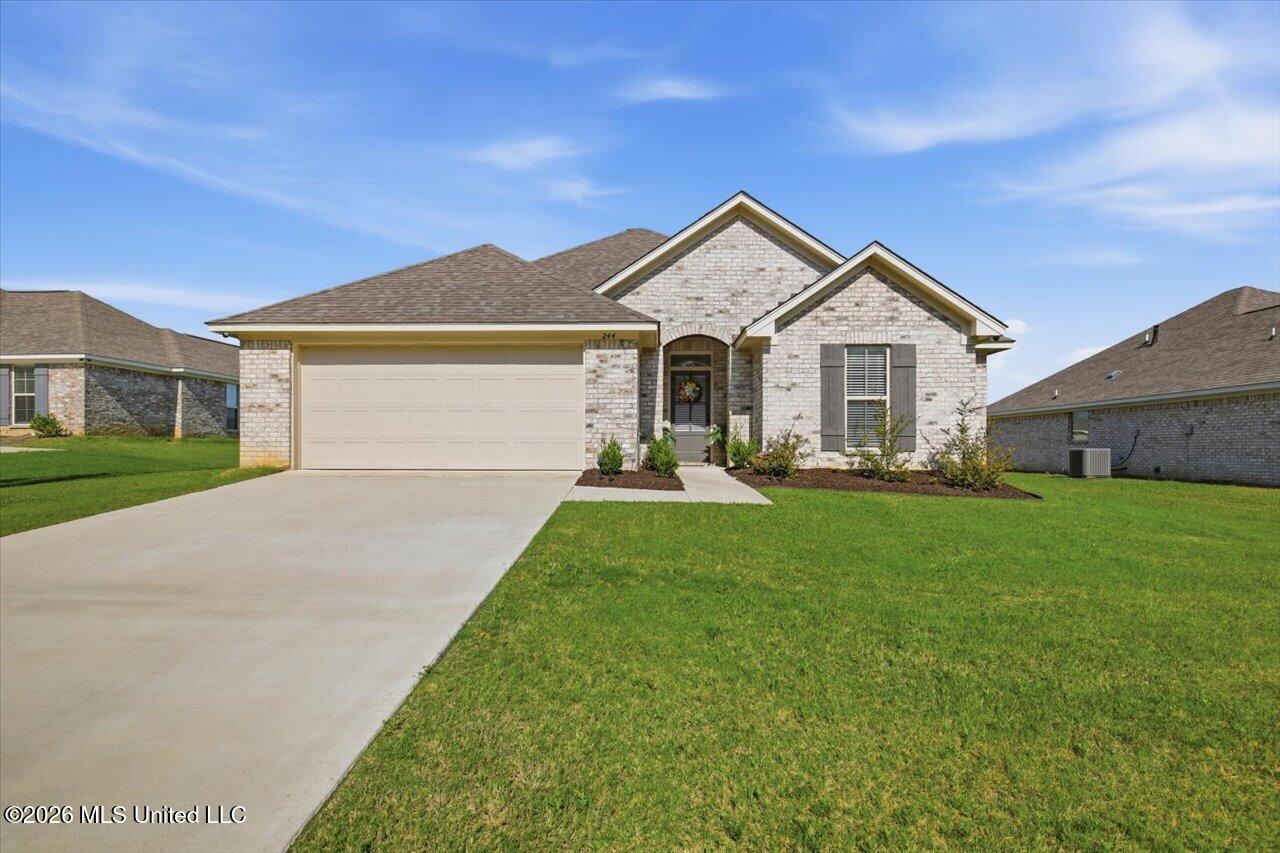 244 Hemingway Circle — photo