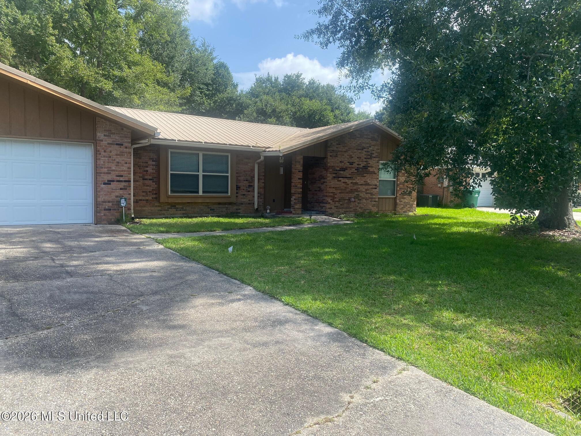 63737 N Diamondhead Drive — photo