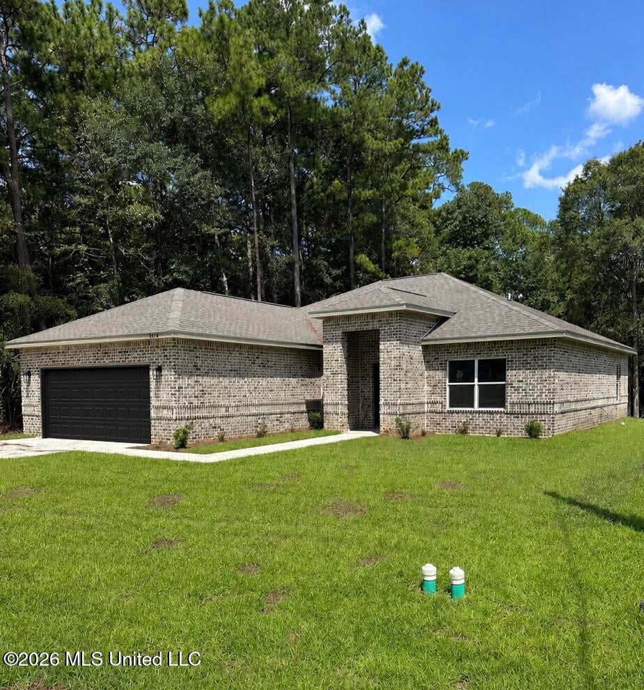 8904 Boxwood Lane — photo
