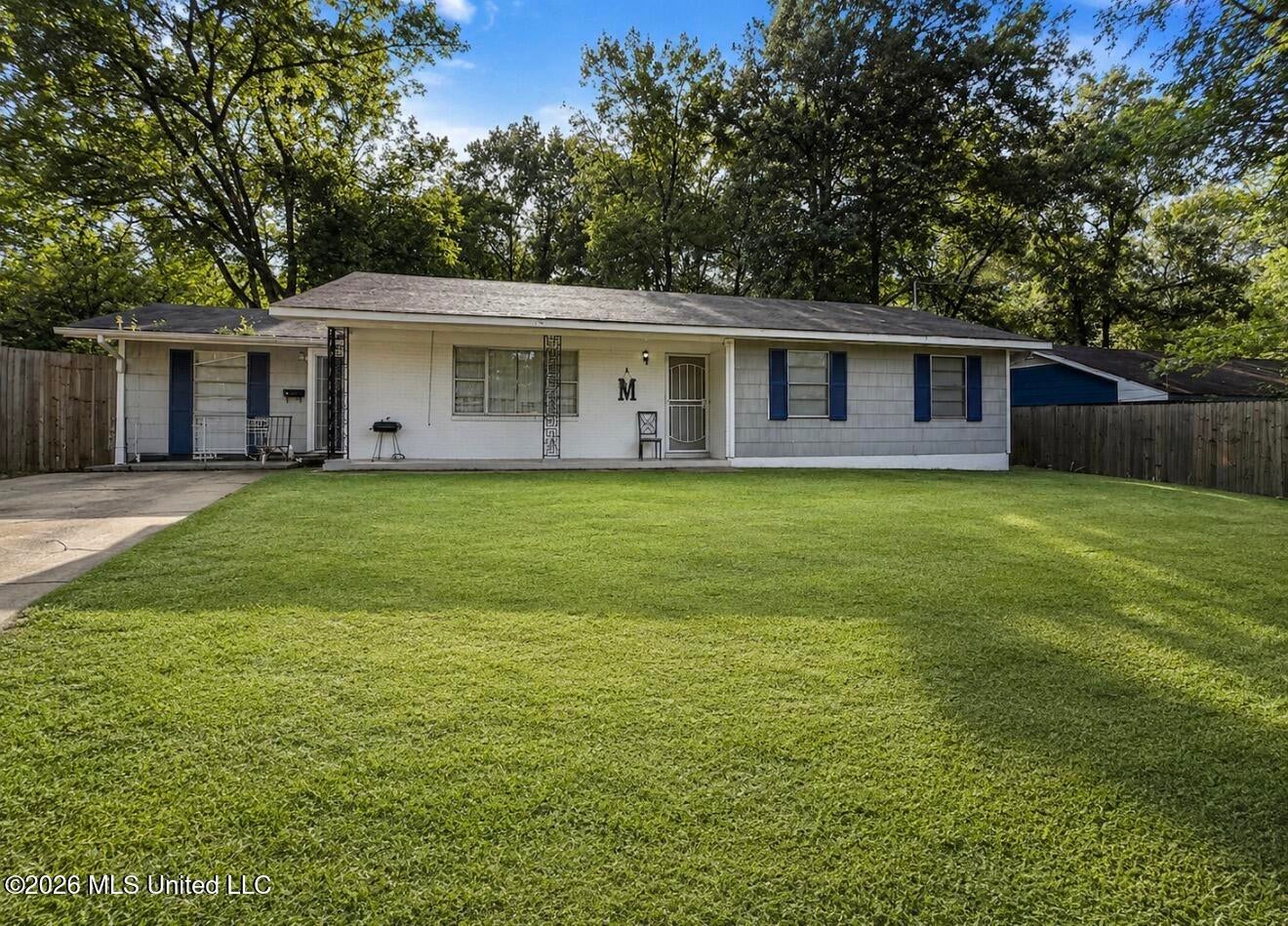 1795 Shady Lane Drive — photo