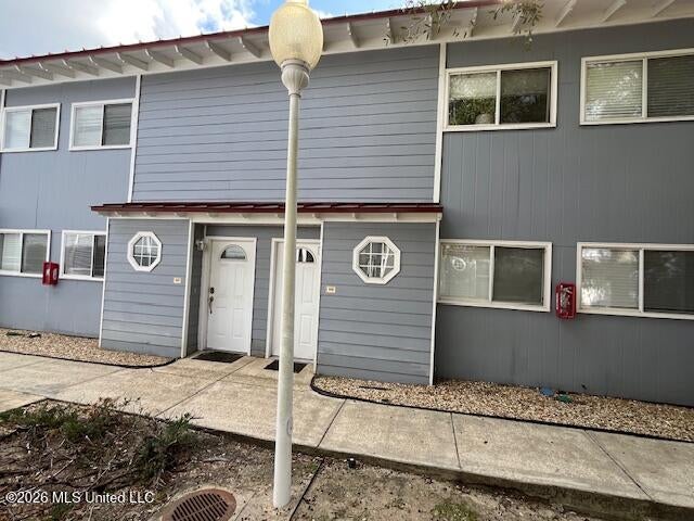 1664 Beach Boulevard — photo