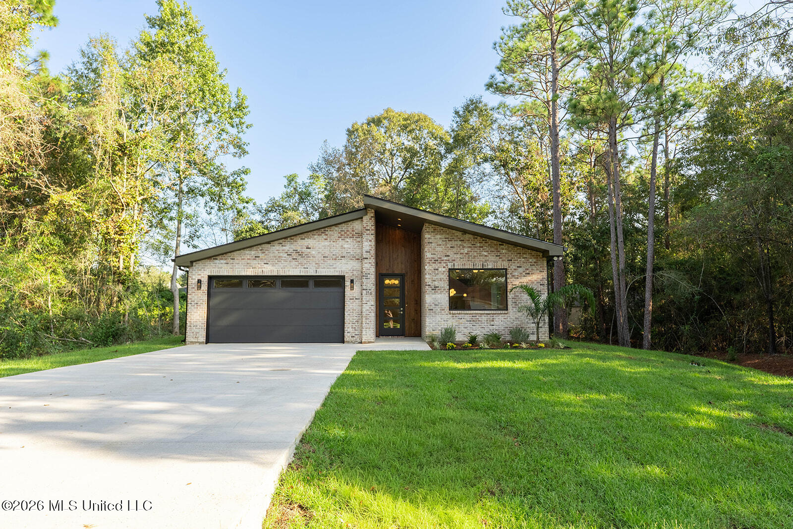 116 Pinedale Drive — photo