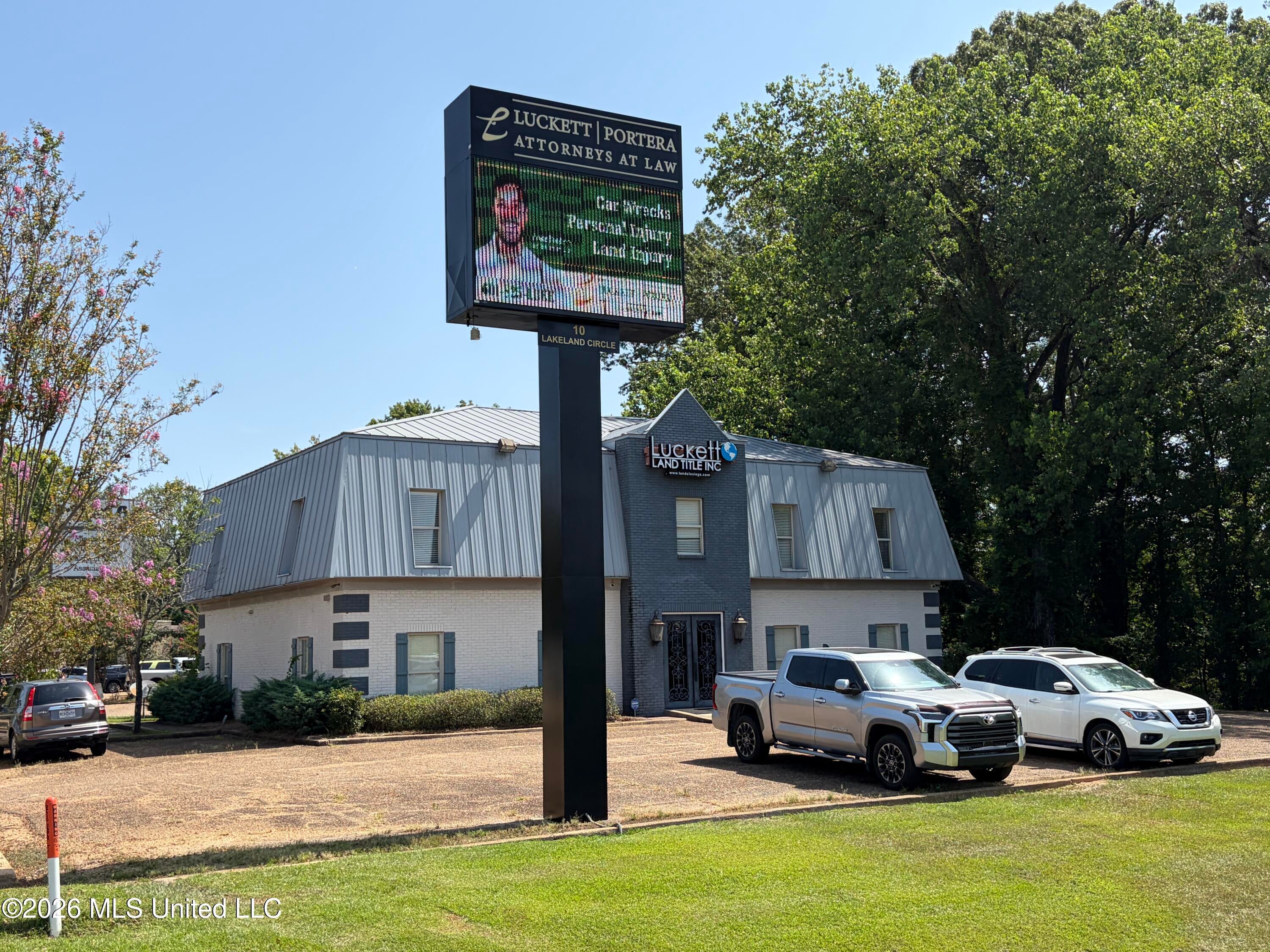10 Lakeland Circle — photo