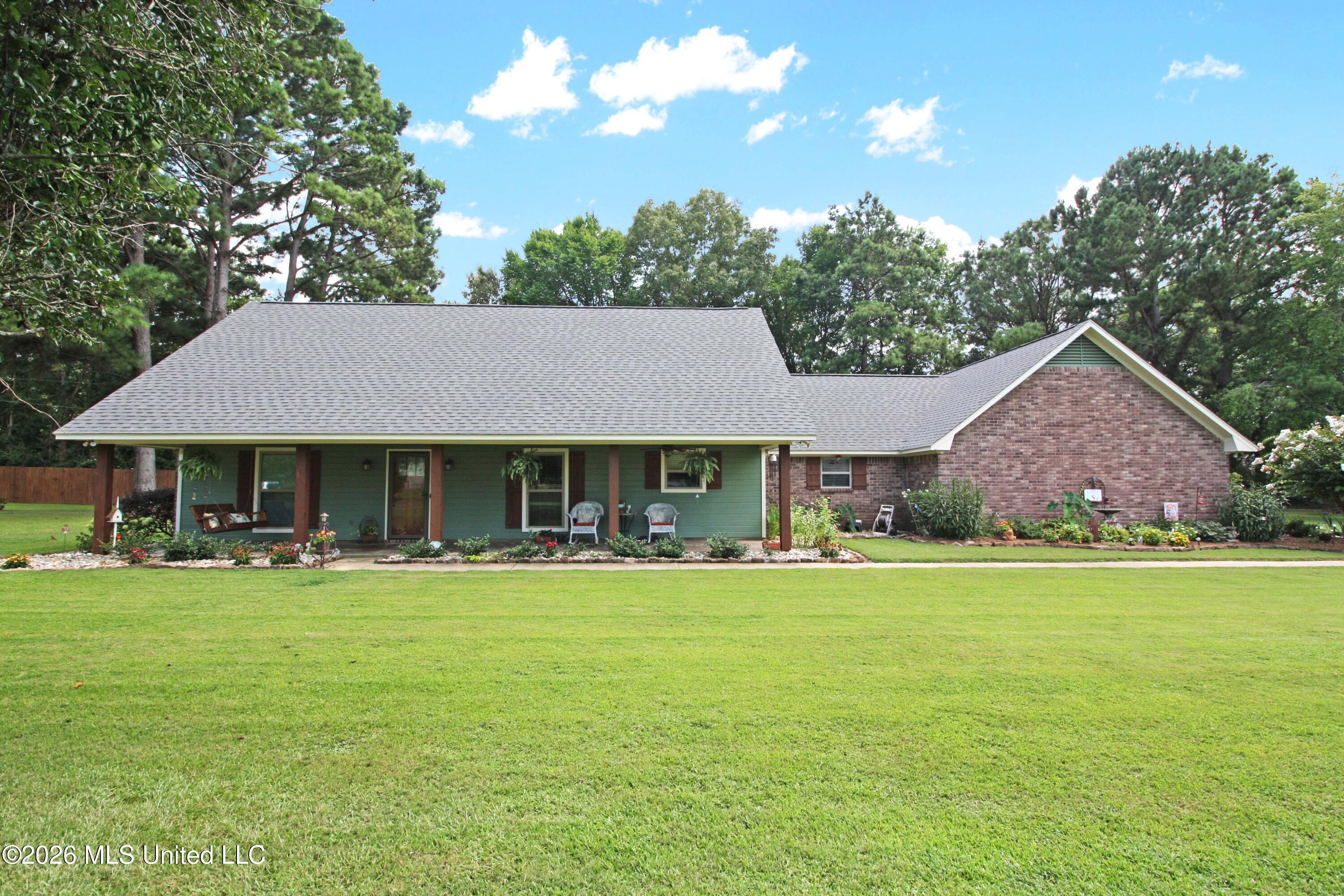 101 Pinehaven Place — photo