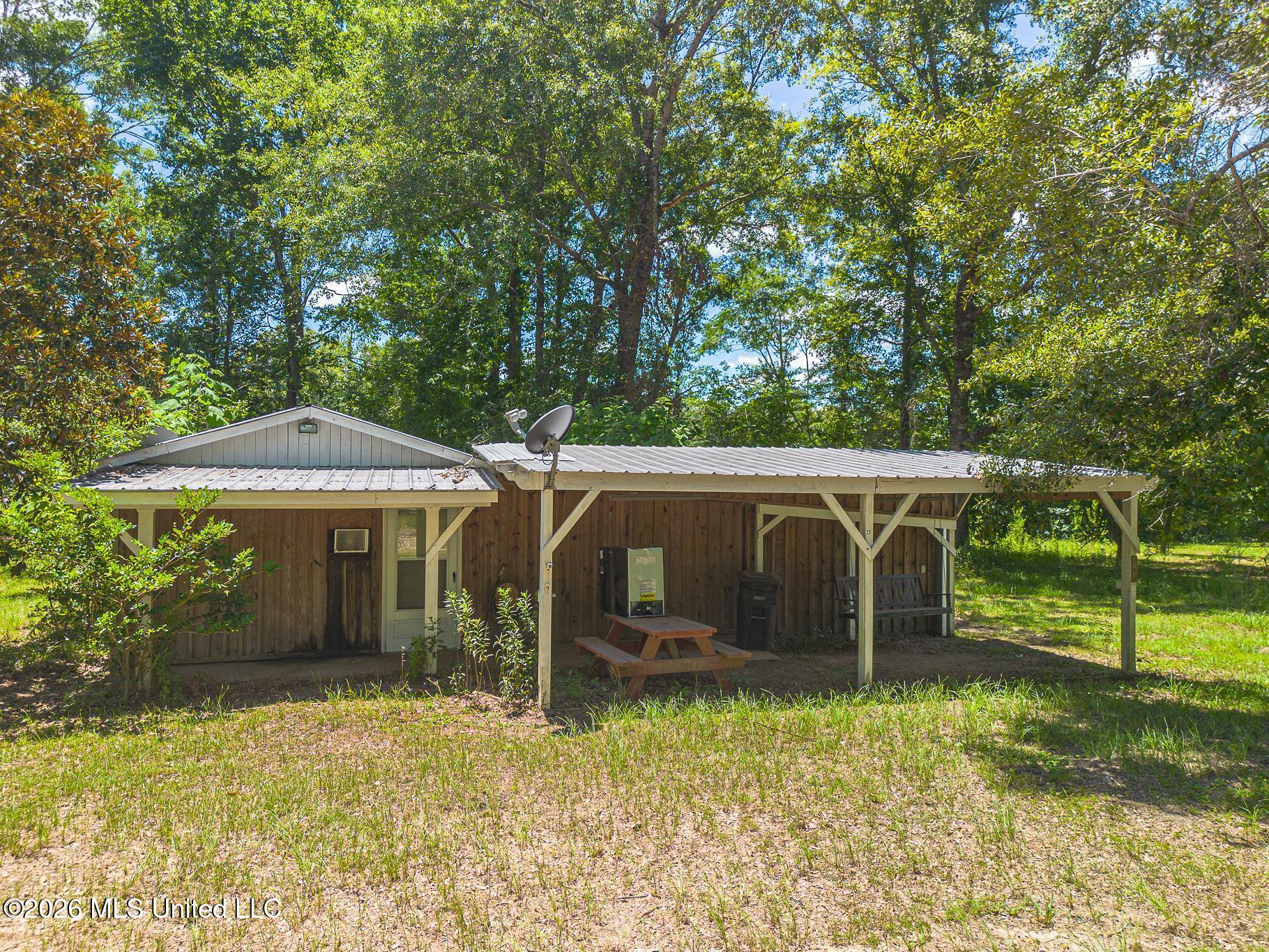 2229 Perkinston-silver Run Road — photo