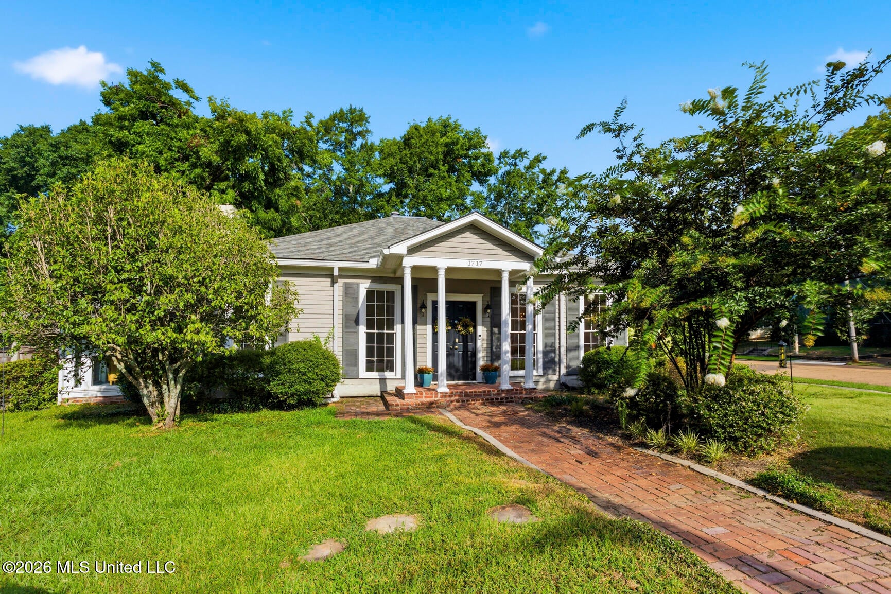 1717 Edgewood Street — photo