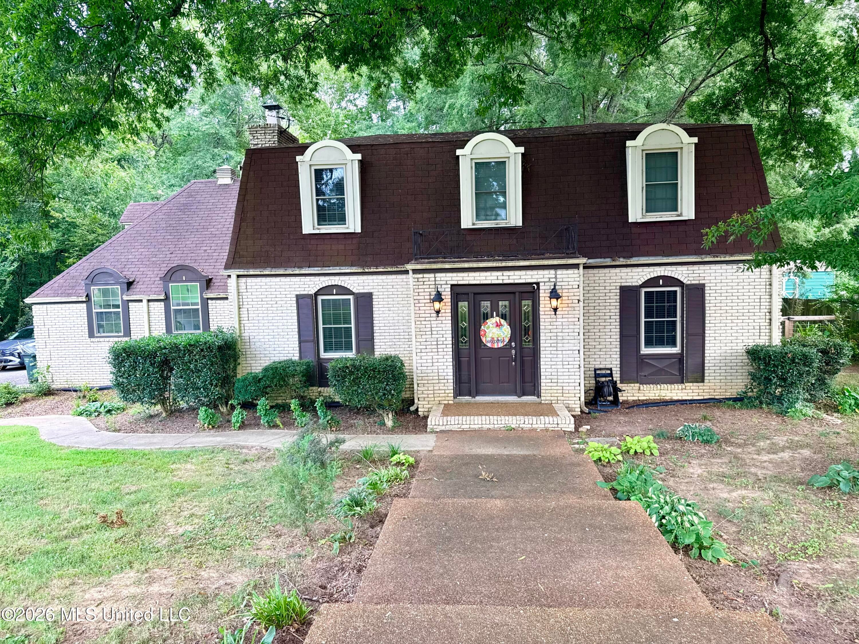 109 Brookside Drive — photo
