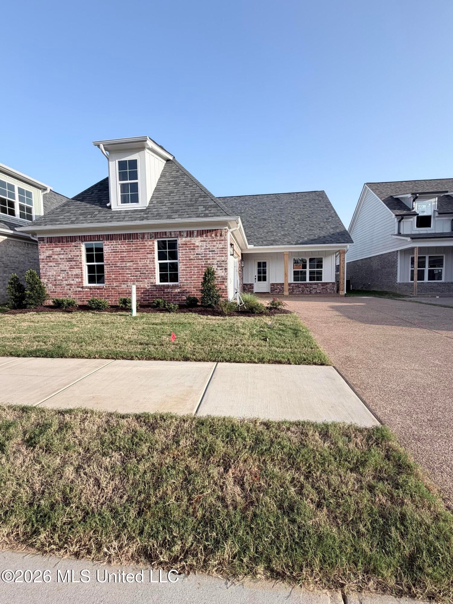 6079 River Birch Road — photo