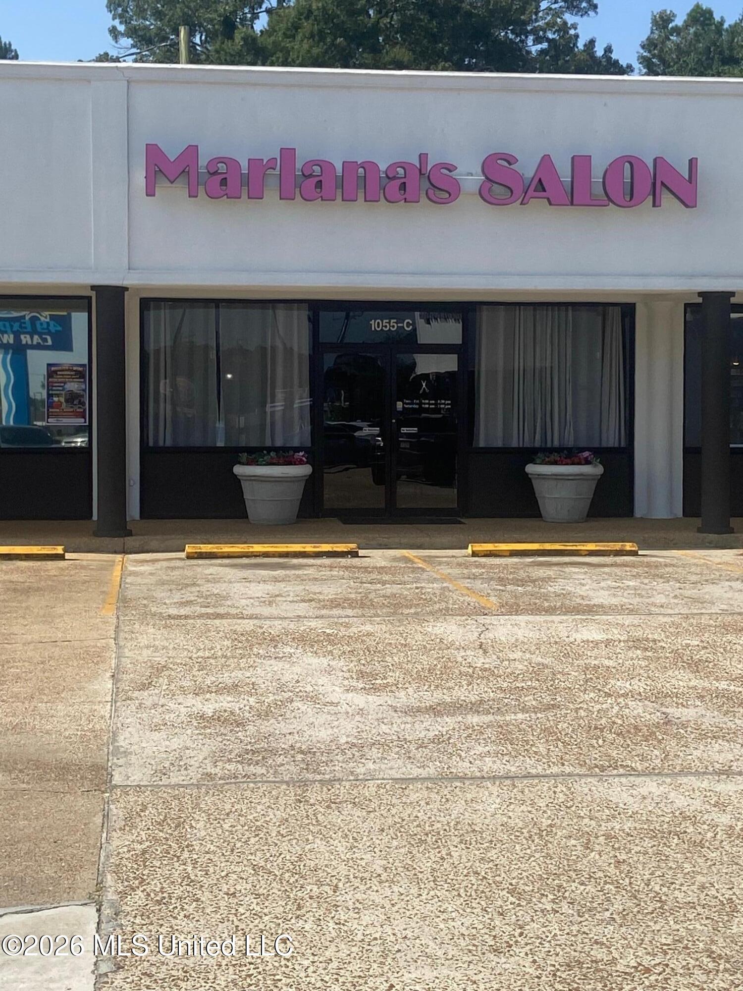 1055 US. 49 Frontage Road — photo